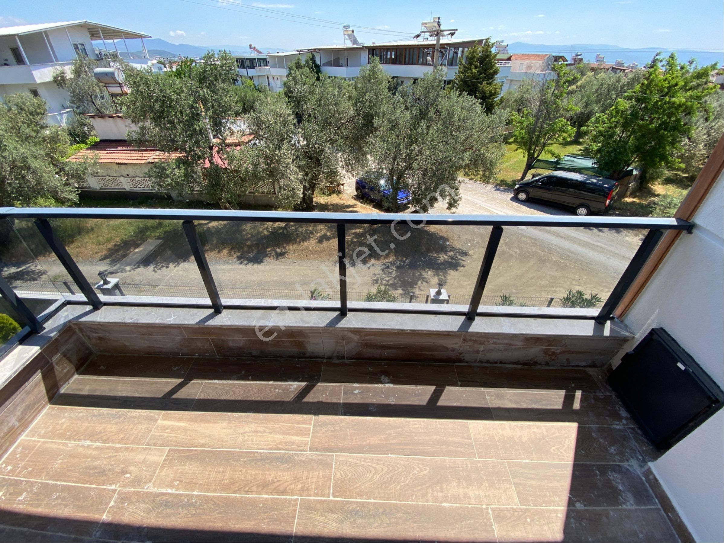 Güçlü Kardeşlerden Gürede Denize Yakın 3+1 Villa - Görsel 30