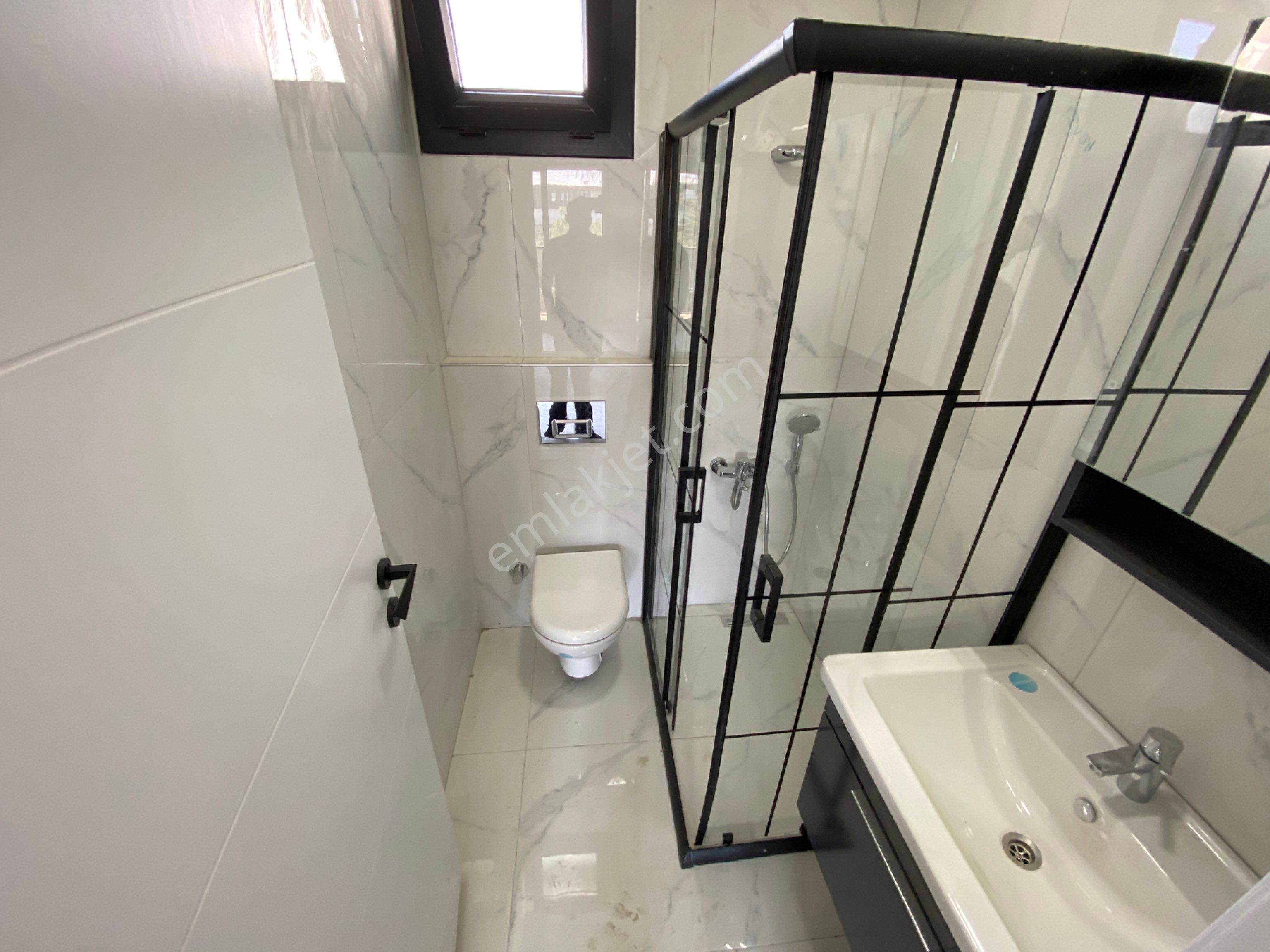 Güçlü Kardeşlerden Gürede Denize Yakın 3+1 Villa - Görsel 28
