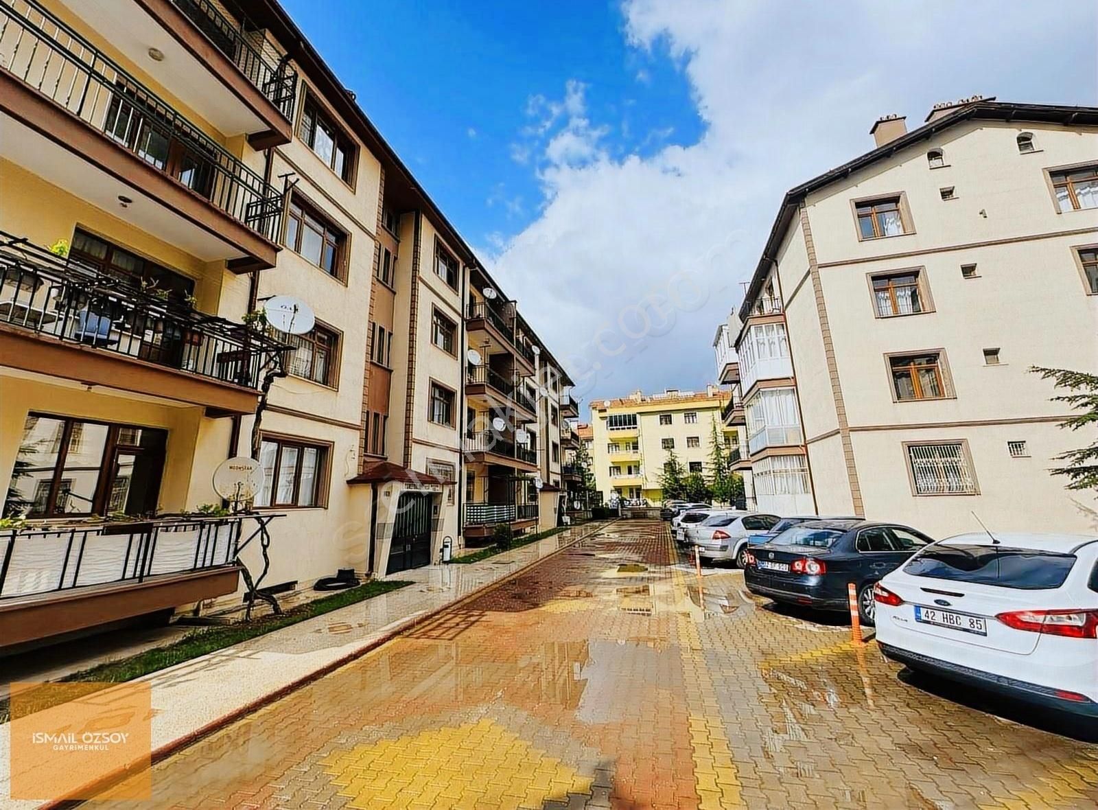Çevre Yolu Caddesi Yanı Site İçrisinde Arakat 3+1 Satılık Daire