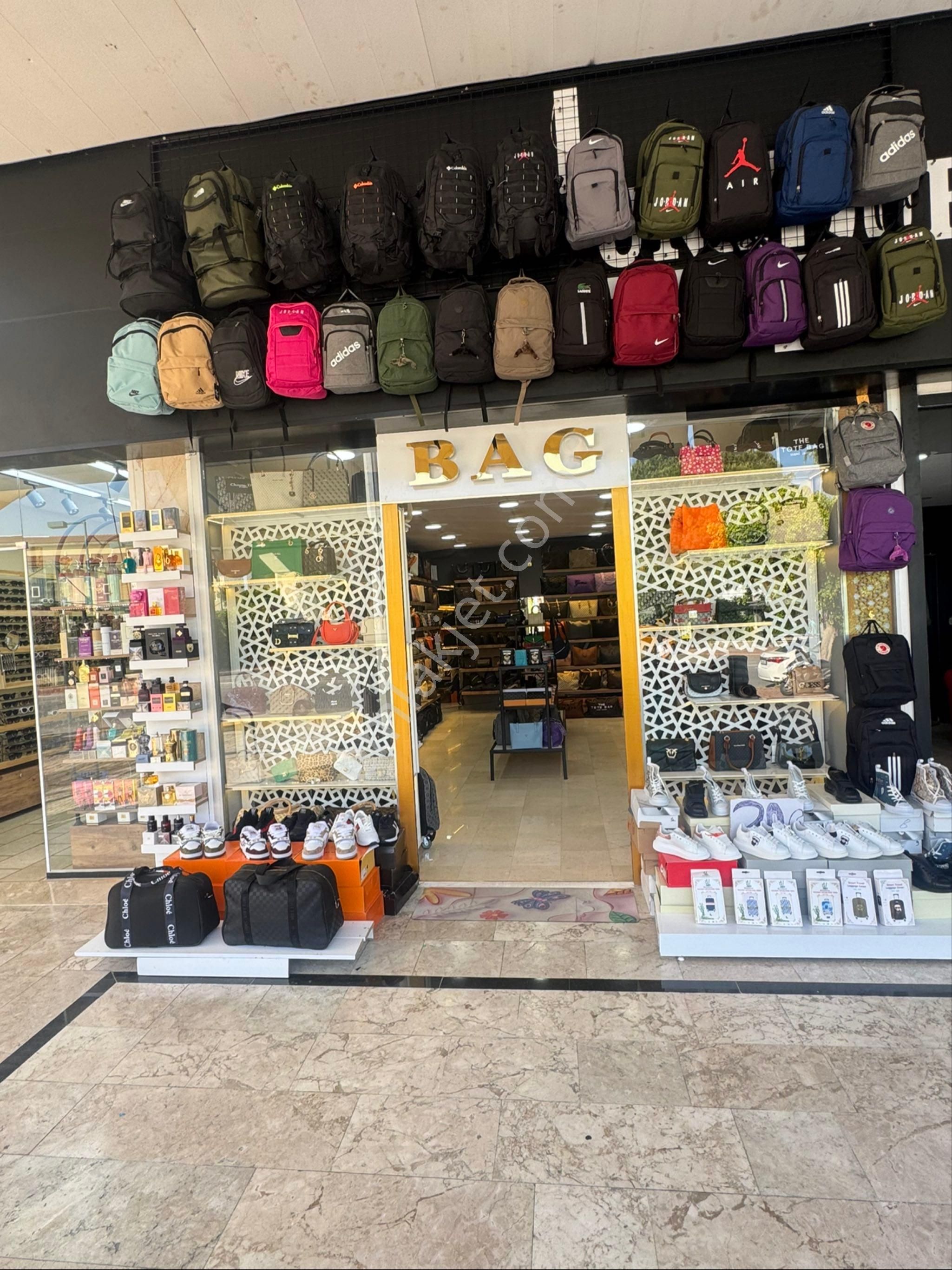 Kemer Kiriş Mah. Devren Kiralık Çanta Dükkanı