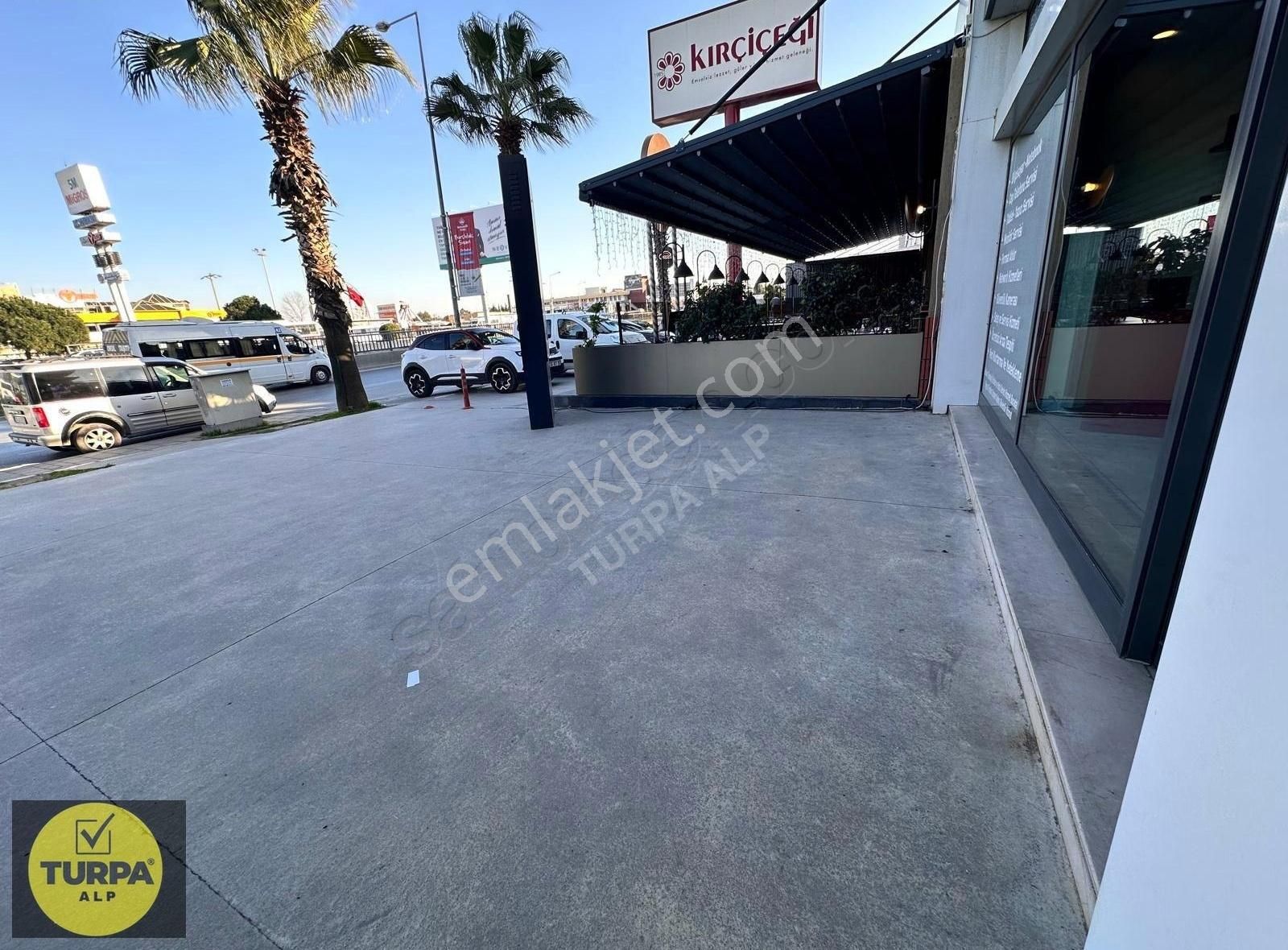 Akçay Caddesi Üzerinde Kupon Devren Kiralık