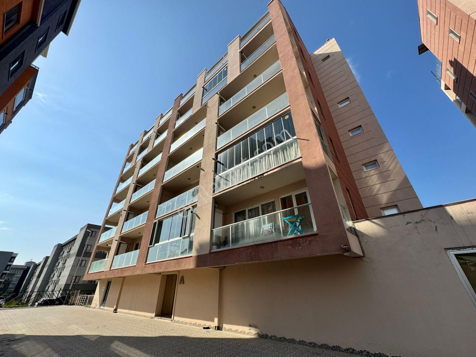 Site İçi Nurhayat Evlerinde Arakat Geniş M2 1+1 Satılık Daire!