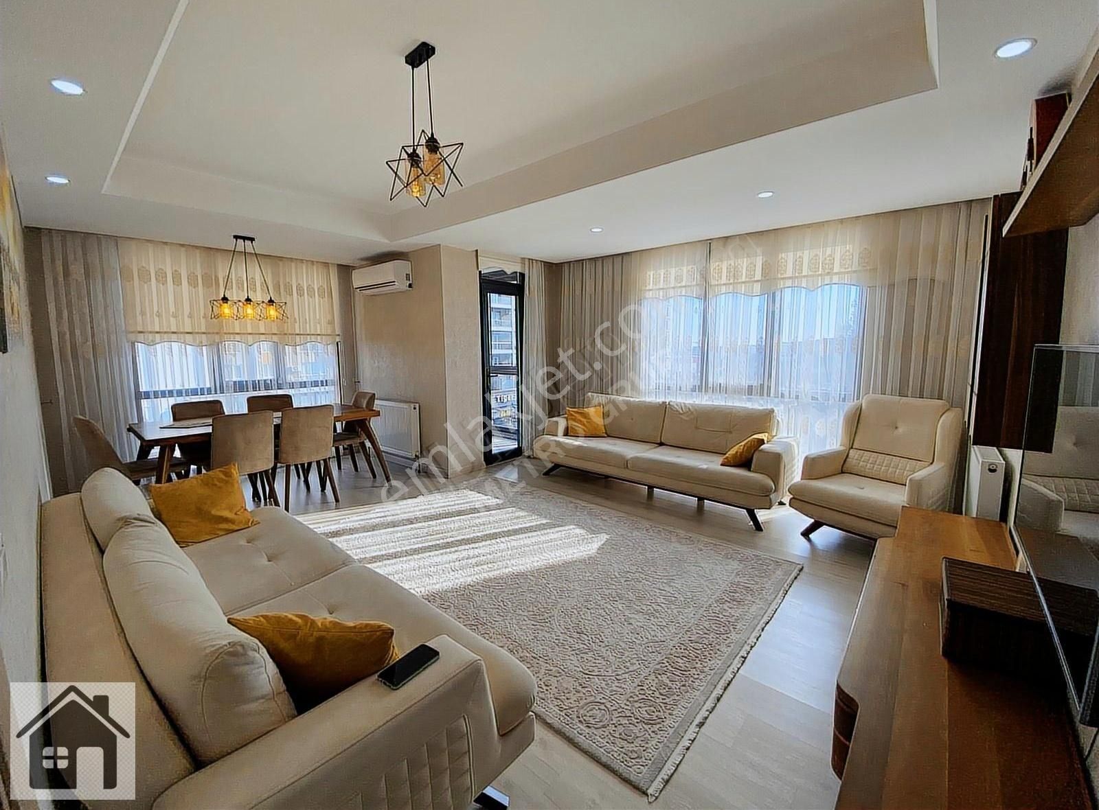 Beylikdüzünde Lüks Satılık 2+1 Geniş Metrobüse Yakın Daire
