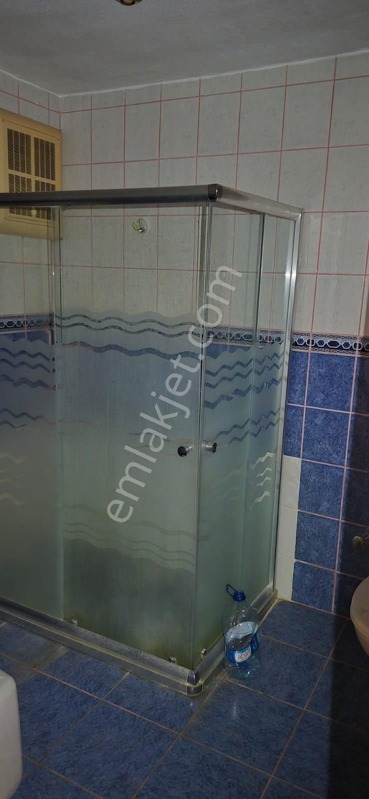 Kıvrımlı Sokakta 3+1 Satılık Daire