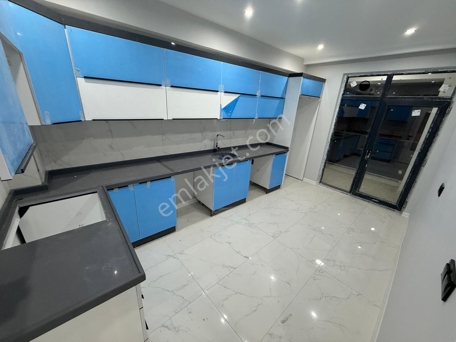 Çamlıca Mah. Tombakzade Yakını Modern 3+1/ Bu-75