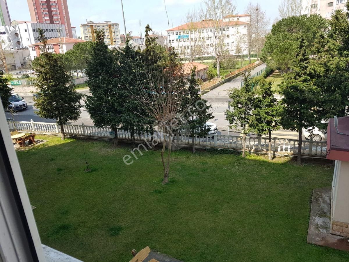 Emlak Konutlarında Site İçinde Satılık Daire Portföy No:1999 M