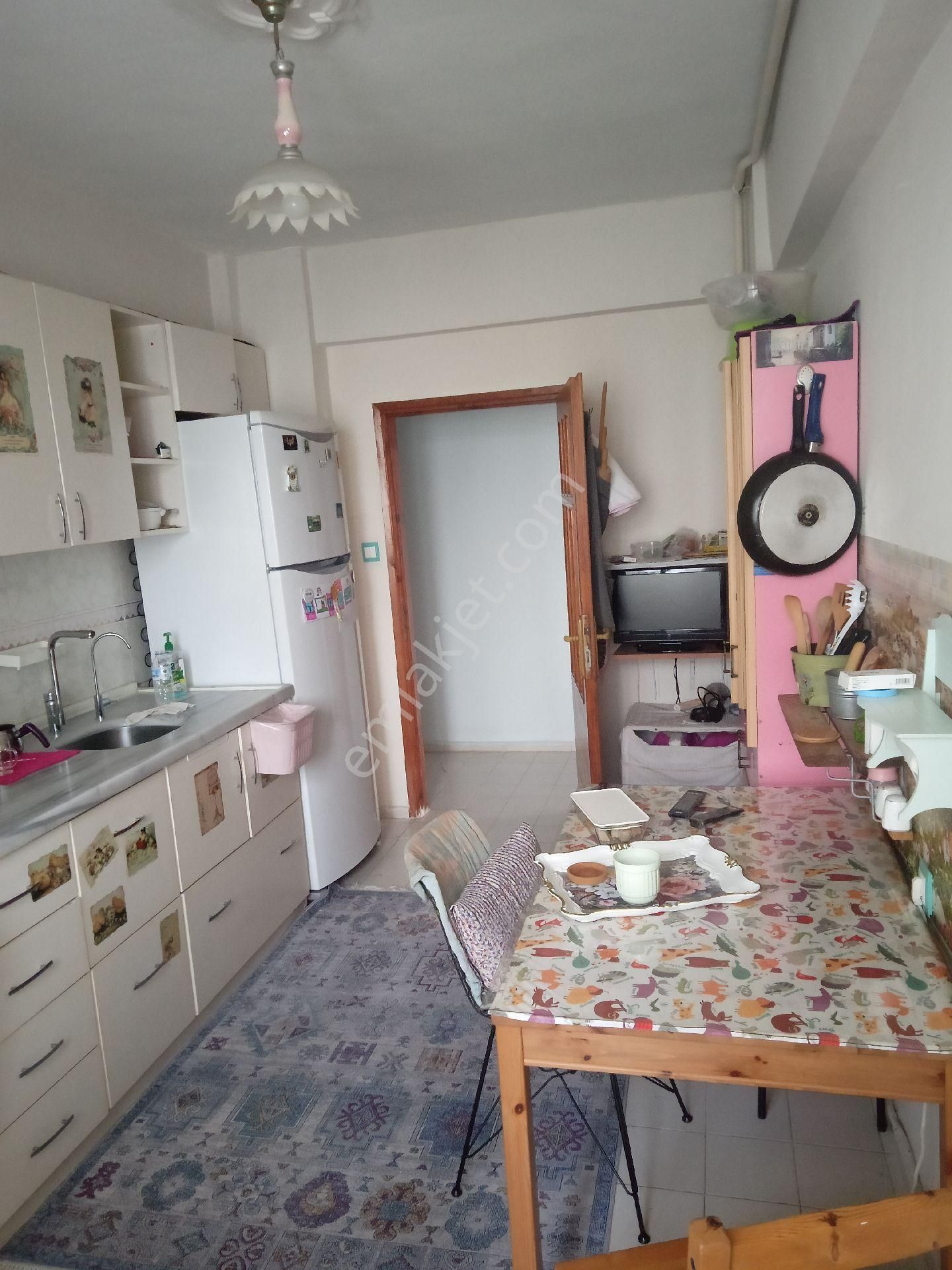 Deniz Manzaralı Yeşillikler İçinde Daire, Müstakil Gibi Ev - Görsel 11