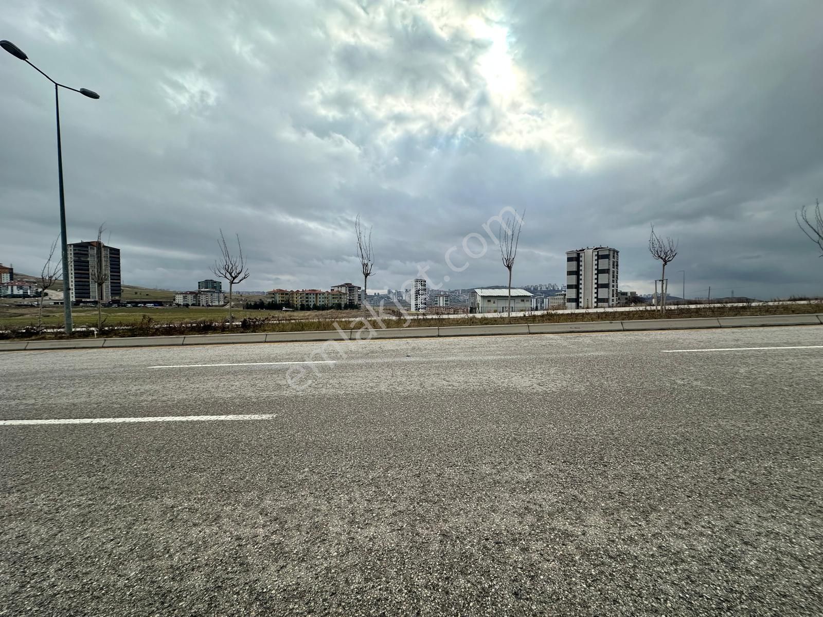 Yakacıkda 6 Daire Getirili 1618m 0.90 Emsal Site Parseli Fırsatı - Görsel 30