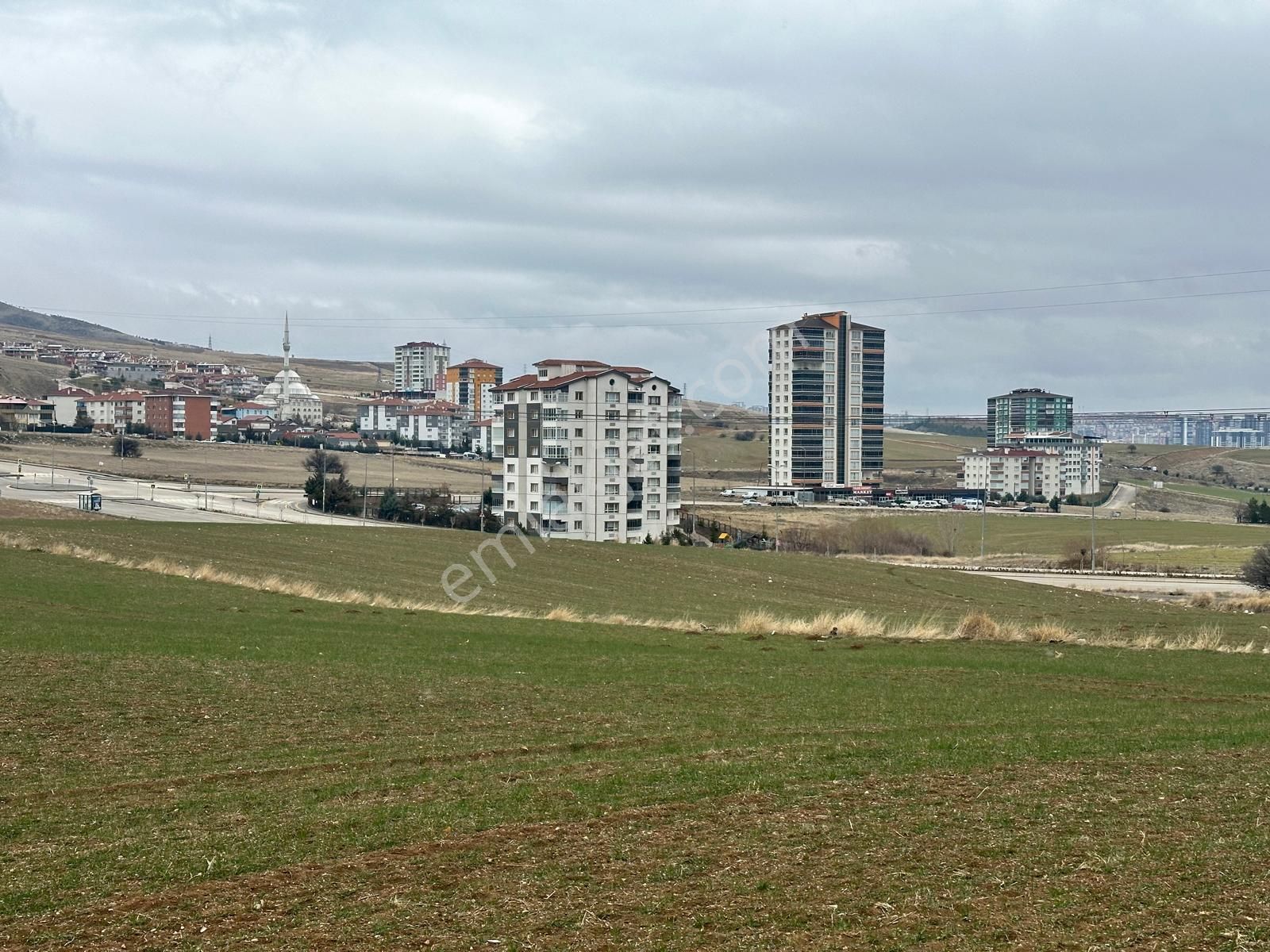 Yakacıkda 6 Daire Getirili 1618m 0.90 Emsal Site Parseli Fırsatı - Görsel 4