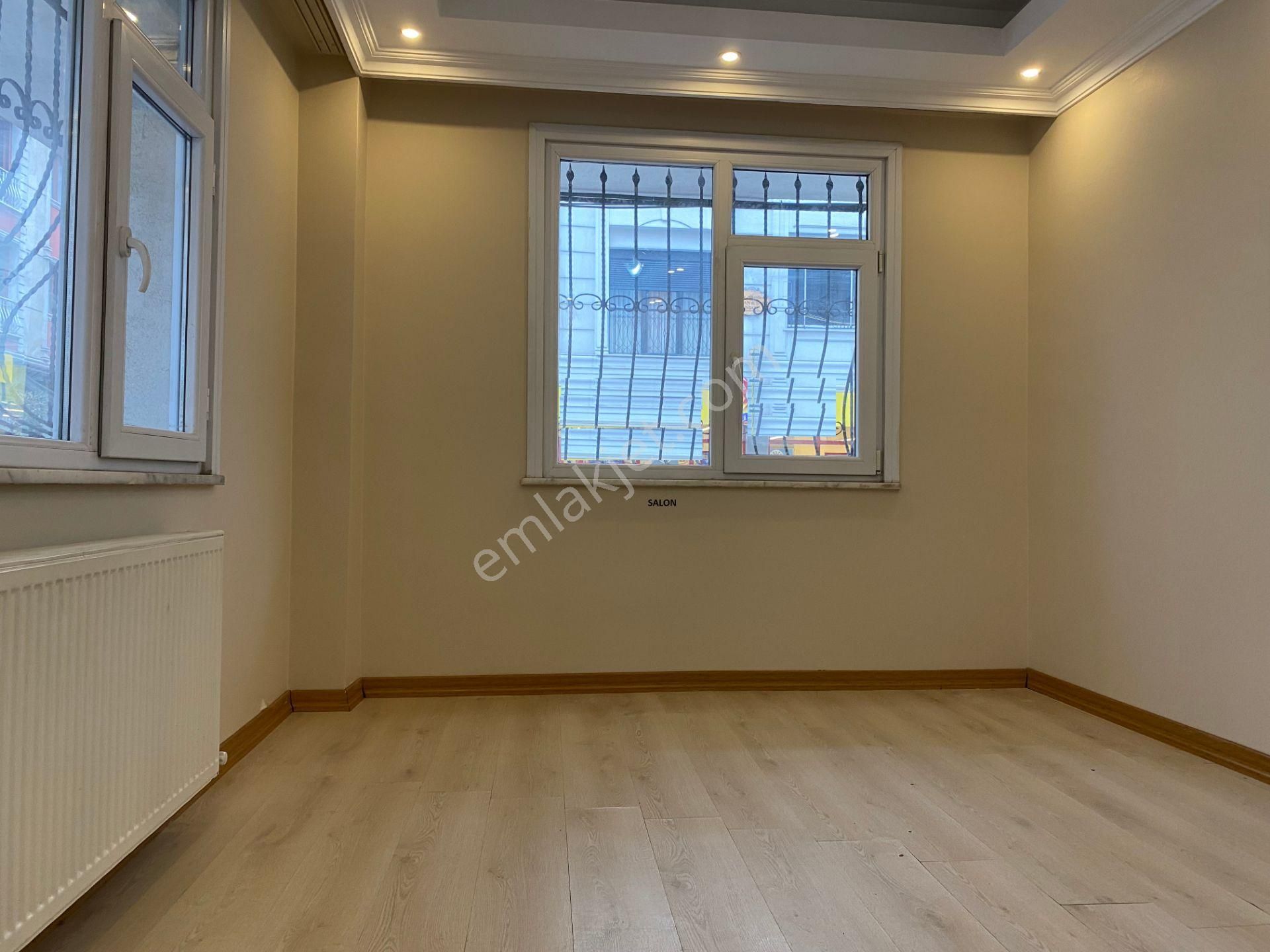 Avrupa Emlak Tan(kamu Çalışanına)esenler Kazım Karabekir Mh 65m²1+1 Yüksek Giriş-açıklamayı Okuyunuz