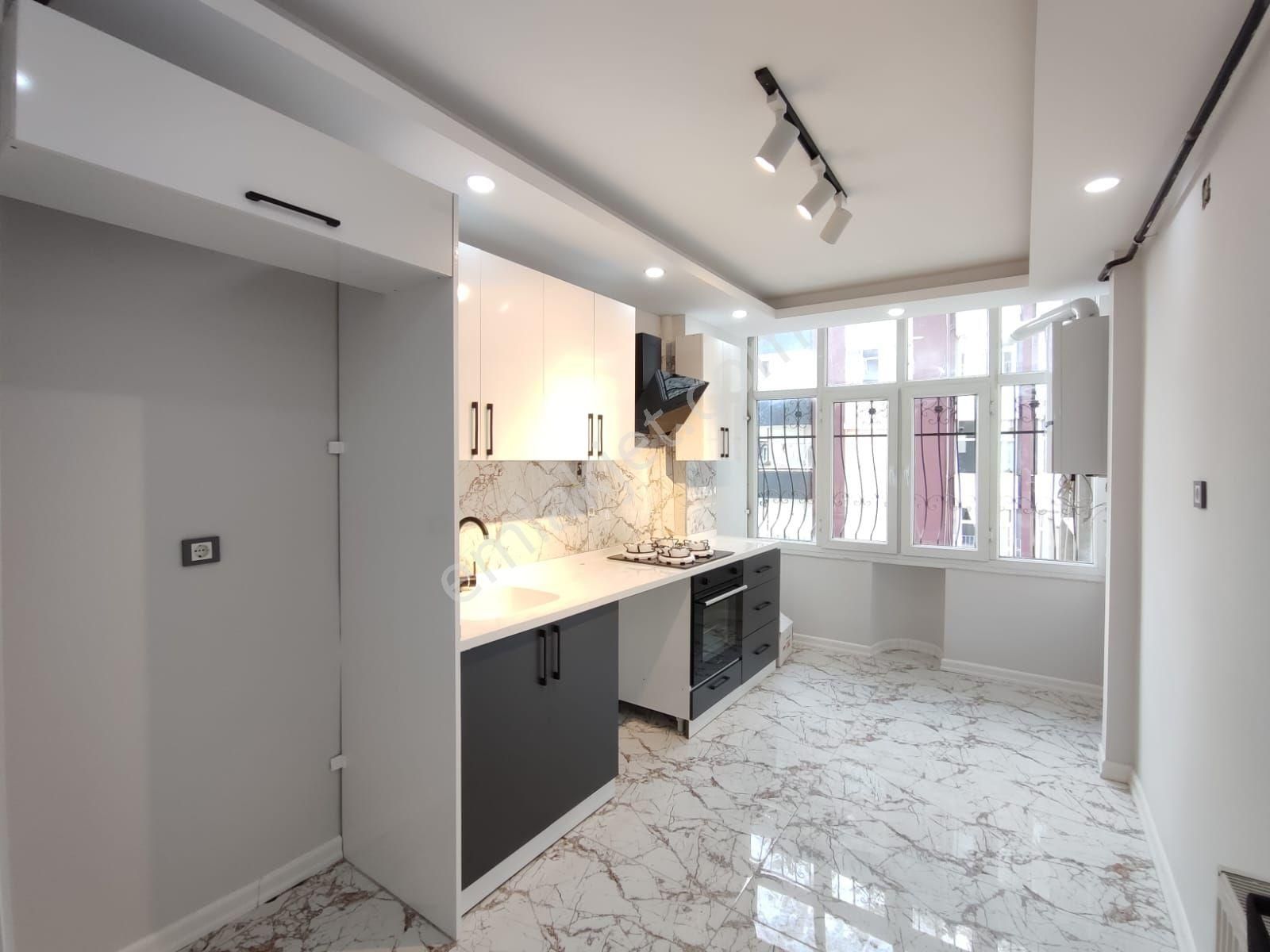 Beyazevler'de Full Masrafsız 3+1 Satılık Vip Daire