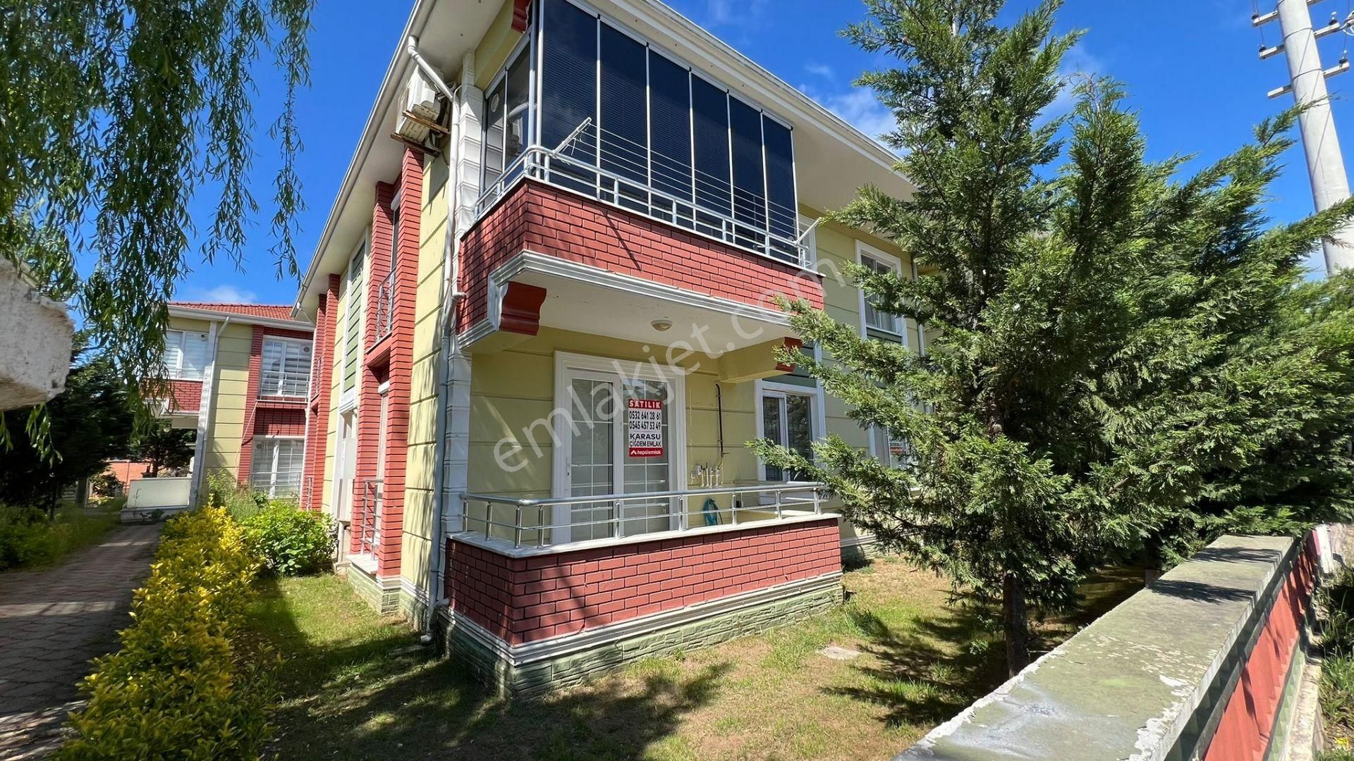 Denize 200 Metre''çiğdem Emlak''ile Bahçe Kullanımlı 2+1 Daire