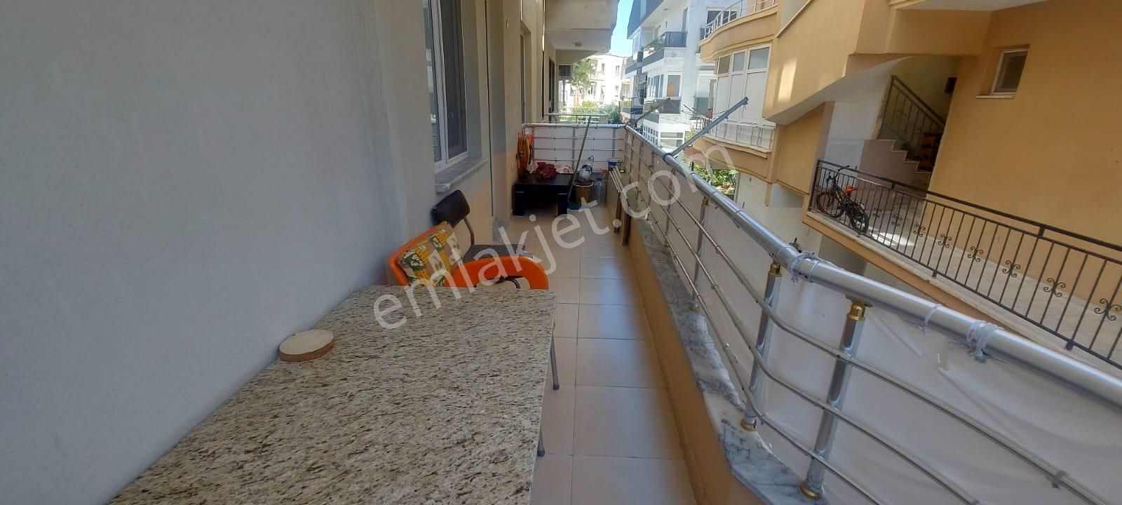 Didim Efelerde Fırsat 2+1 Ayrı Mutfak Daire - Görsel 13