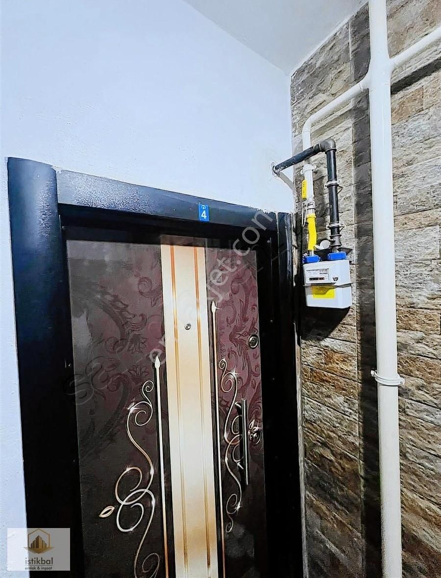 Kızıltoprak Mah 2+1 105m2 Ebeveyn Banyolu Doğalgazlı Daire