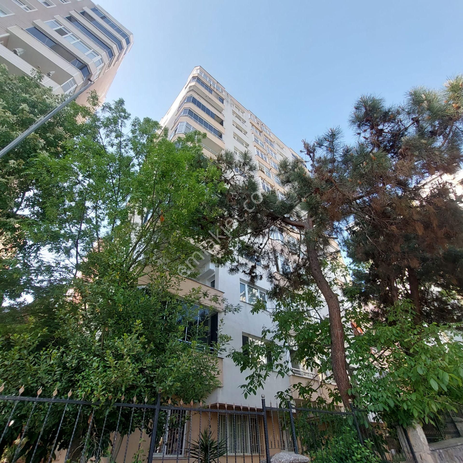 Mertcan Dan Uğurmumcu Mah Site İçinde Arakat 3+1 Ankastreli