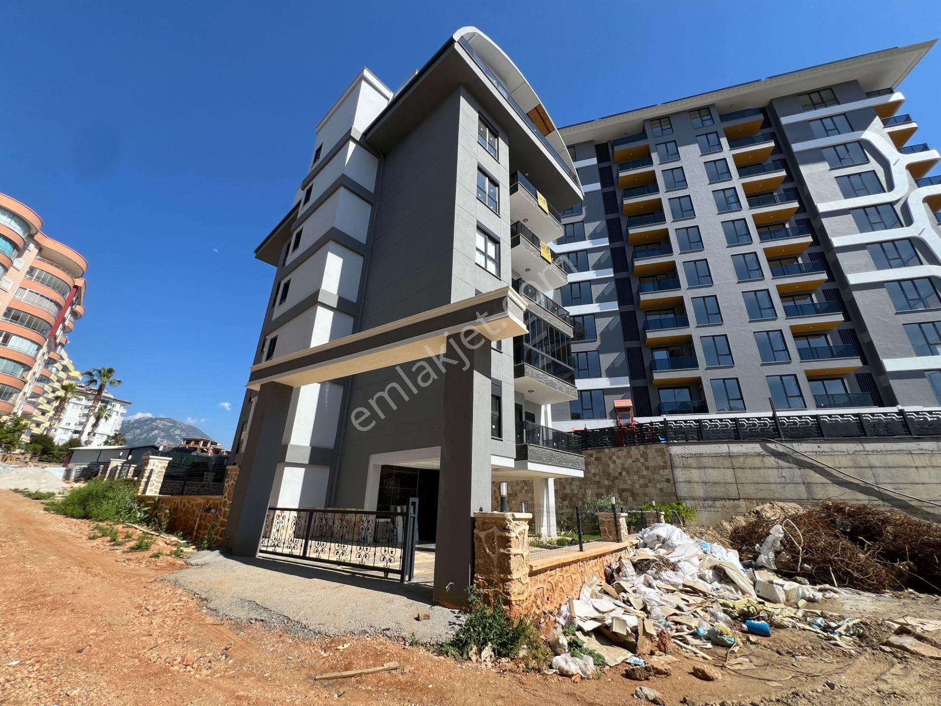 Alanya Tosmurda Satılık 4+2 Site İçi Havuzlu Sıfır Dubleks Daire - Görsel 33