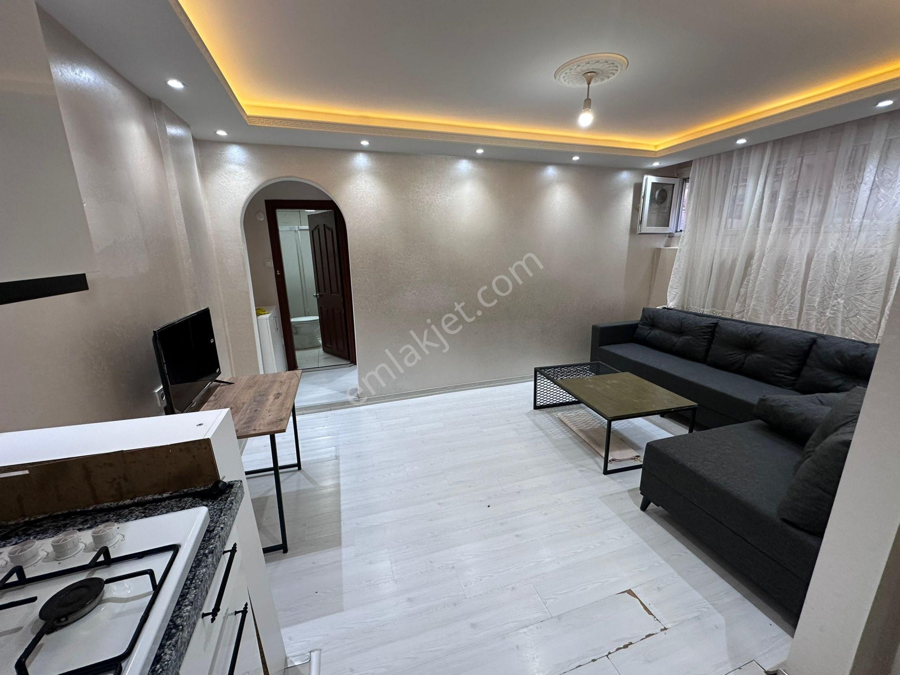 Kiralık 2 + 1 Daire Kurtuluş Sefa Meydanında Yabancıya Uygundur Eşyalıdır