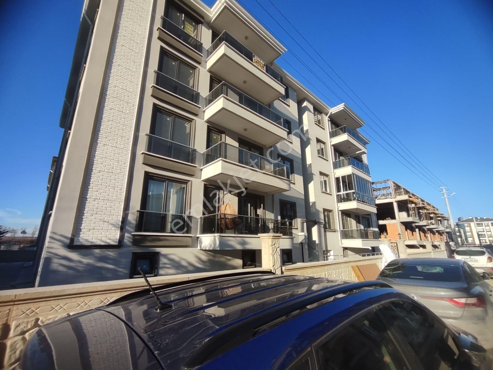 Tezcan Emlak Doğa Koleji Yanı Sıfır Kiralık 3+1 Daire