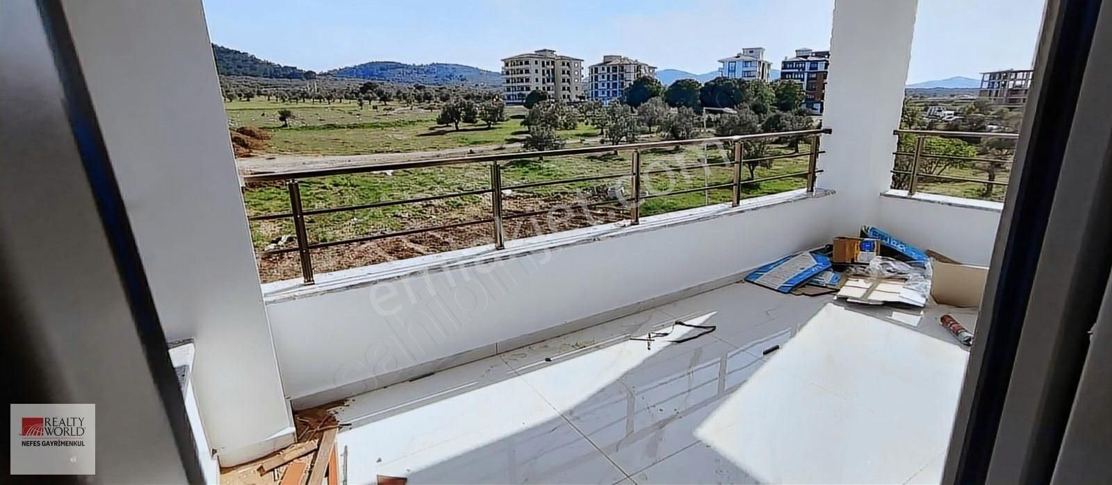 Rw Nefes' Ten Cumhuriyet Mahallesinde Kapalı Mutfak 2+1 Daire