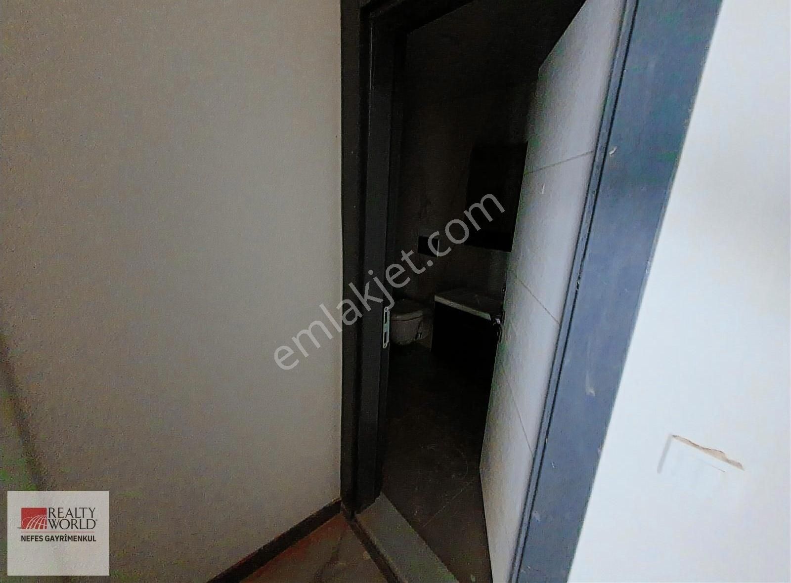Rw Nefes' Ten Burhaniye Merkezde Satılık 1+1 Daire