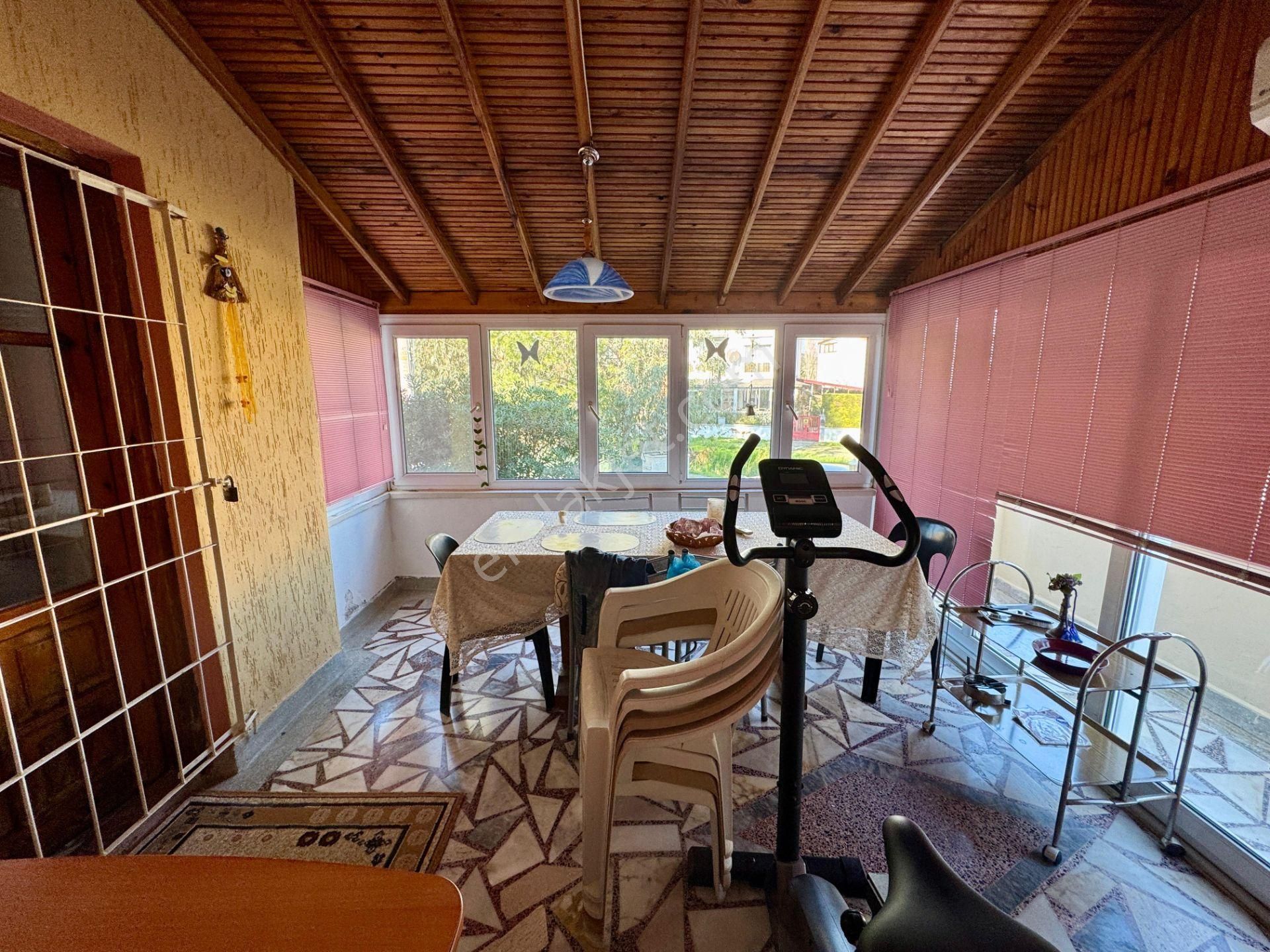 Sığacık'ın Gözdesi Girlen Mevkii De Satılık Villa - Görsel 12