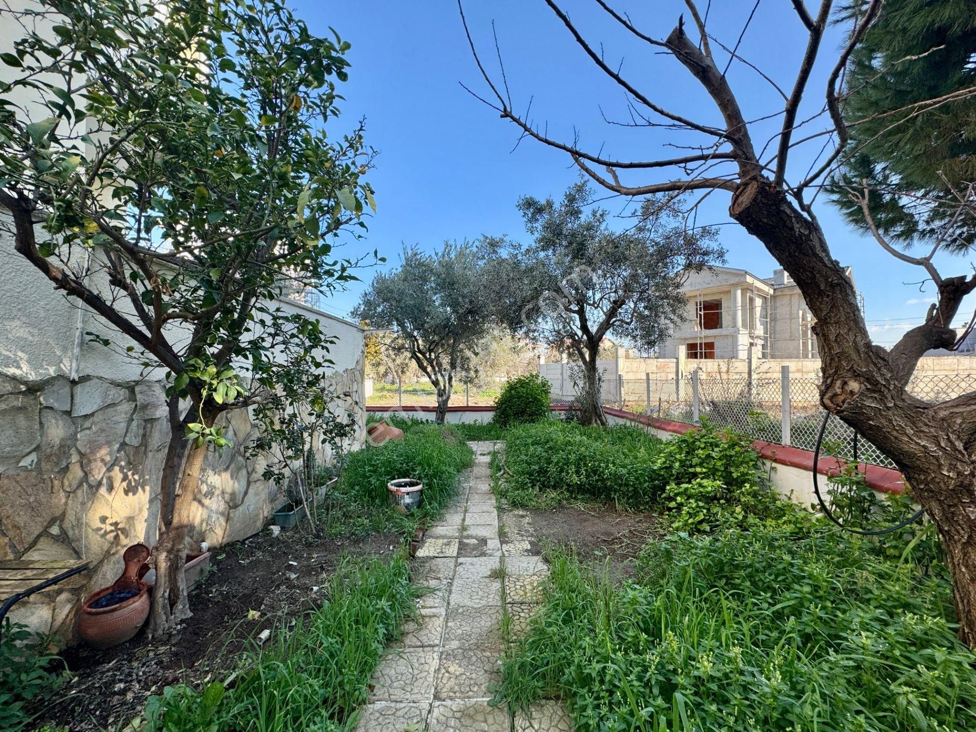 Sığacık'ın Gözdesi Girlen Mevkii De Satılık Villa - Görsel 16