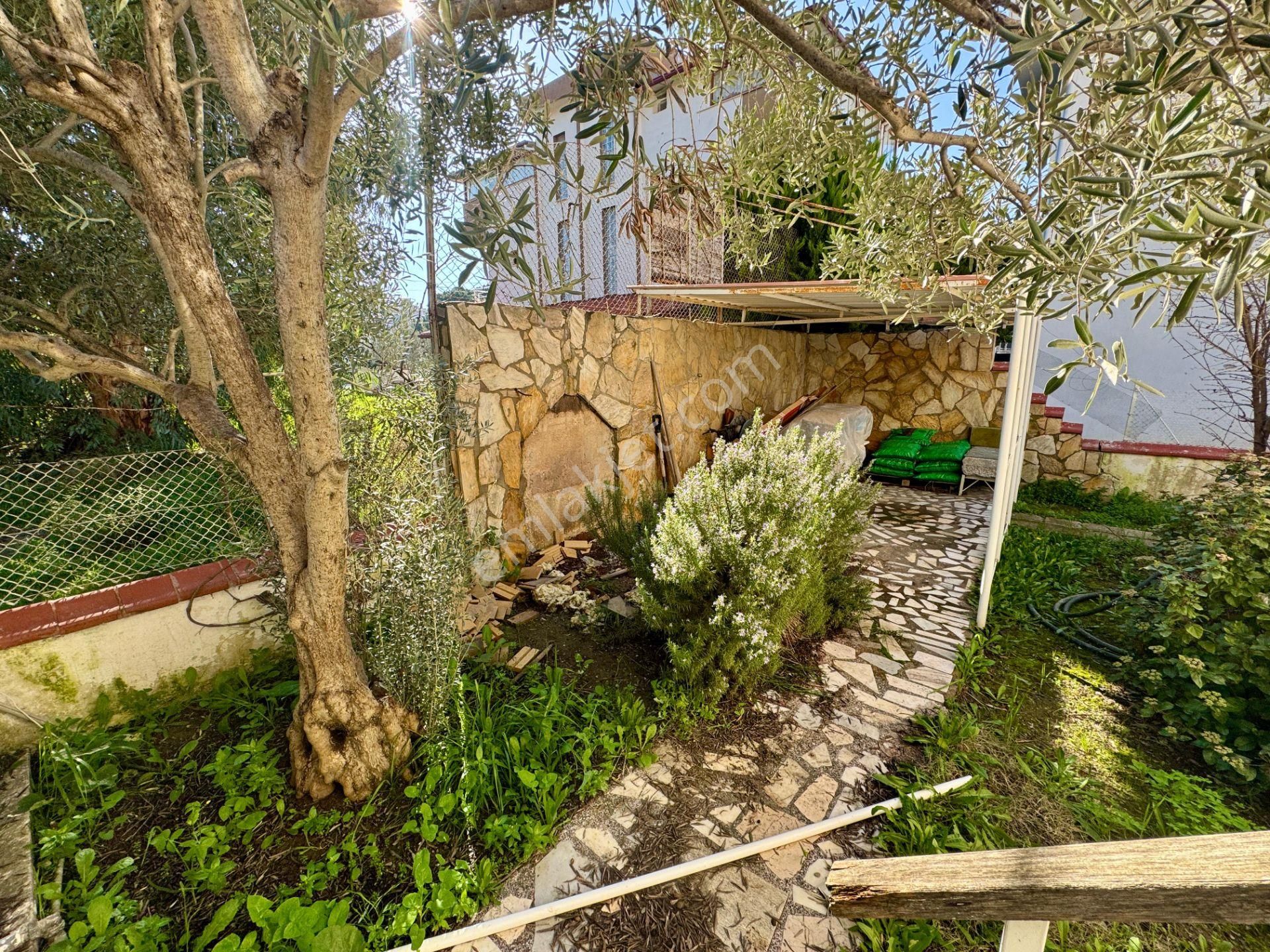 Sığacık'ın Gözdesi Girlen Mevkii De Satılık Villa - Görsel 21