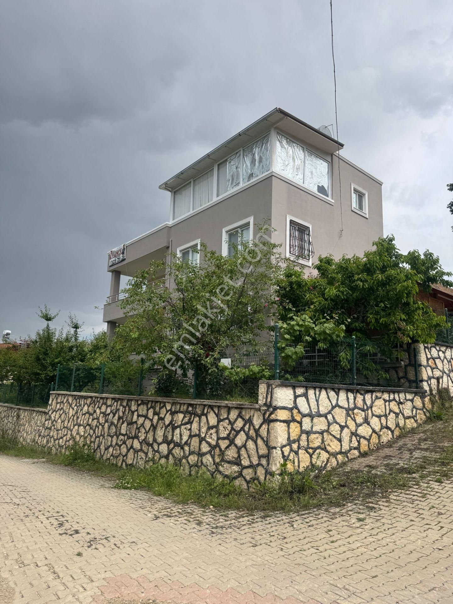 Rw Mef'den Soğucak'ta 750 M2 Arsa İçinde 5+2 Manzaralı Villa