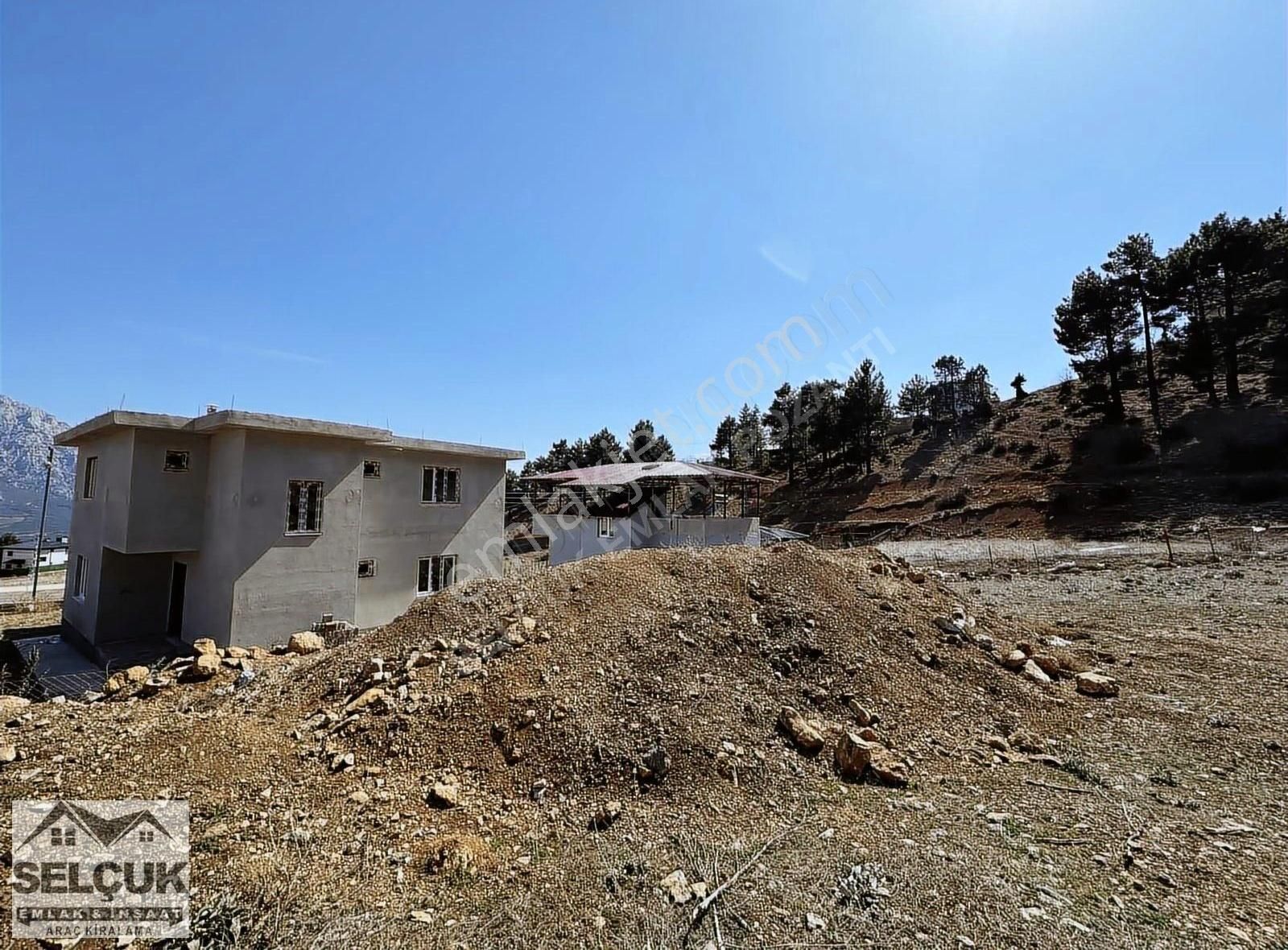 Pozantı Selçuk Emlak'tan Bozkırlı'da Temeli Açık Satılık Arsa - Görsel 6