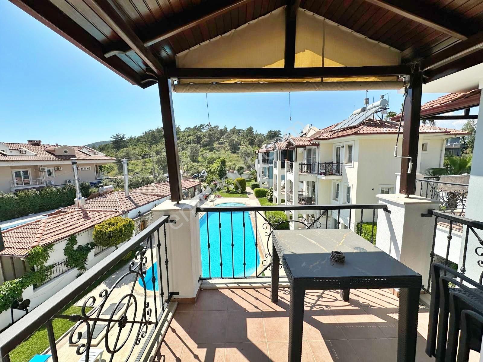 Hisarönü Merkezde Satılık 1+1 Modern Daire