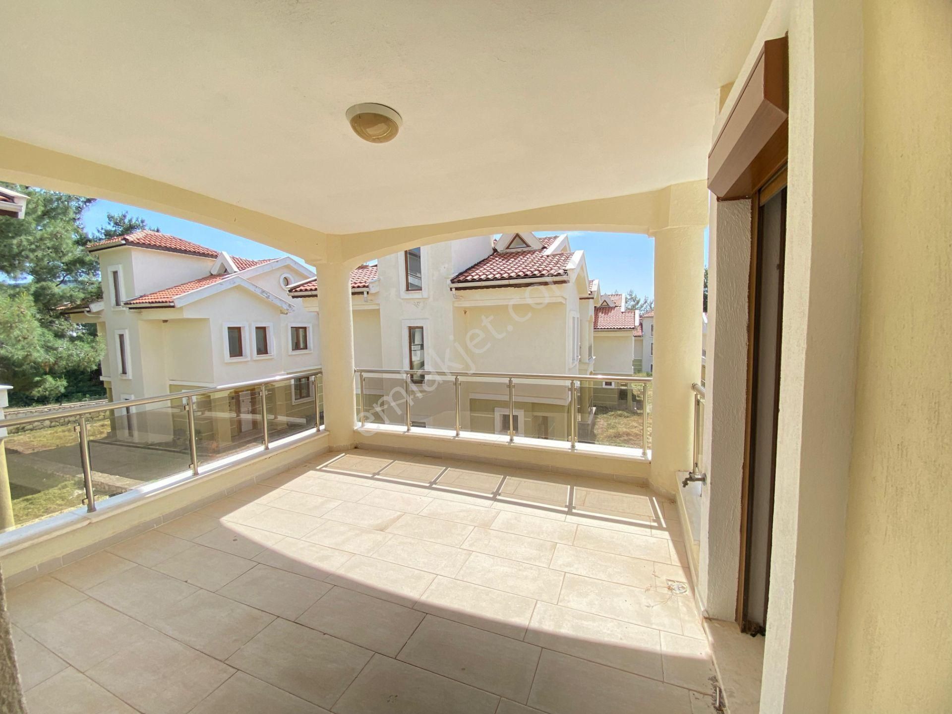 Aydın Akbük'te Satılık 3+1 Dubleks Havuzlu Site İçerisinde Villa - Görsel 19