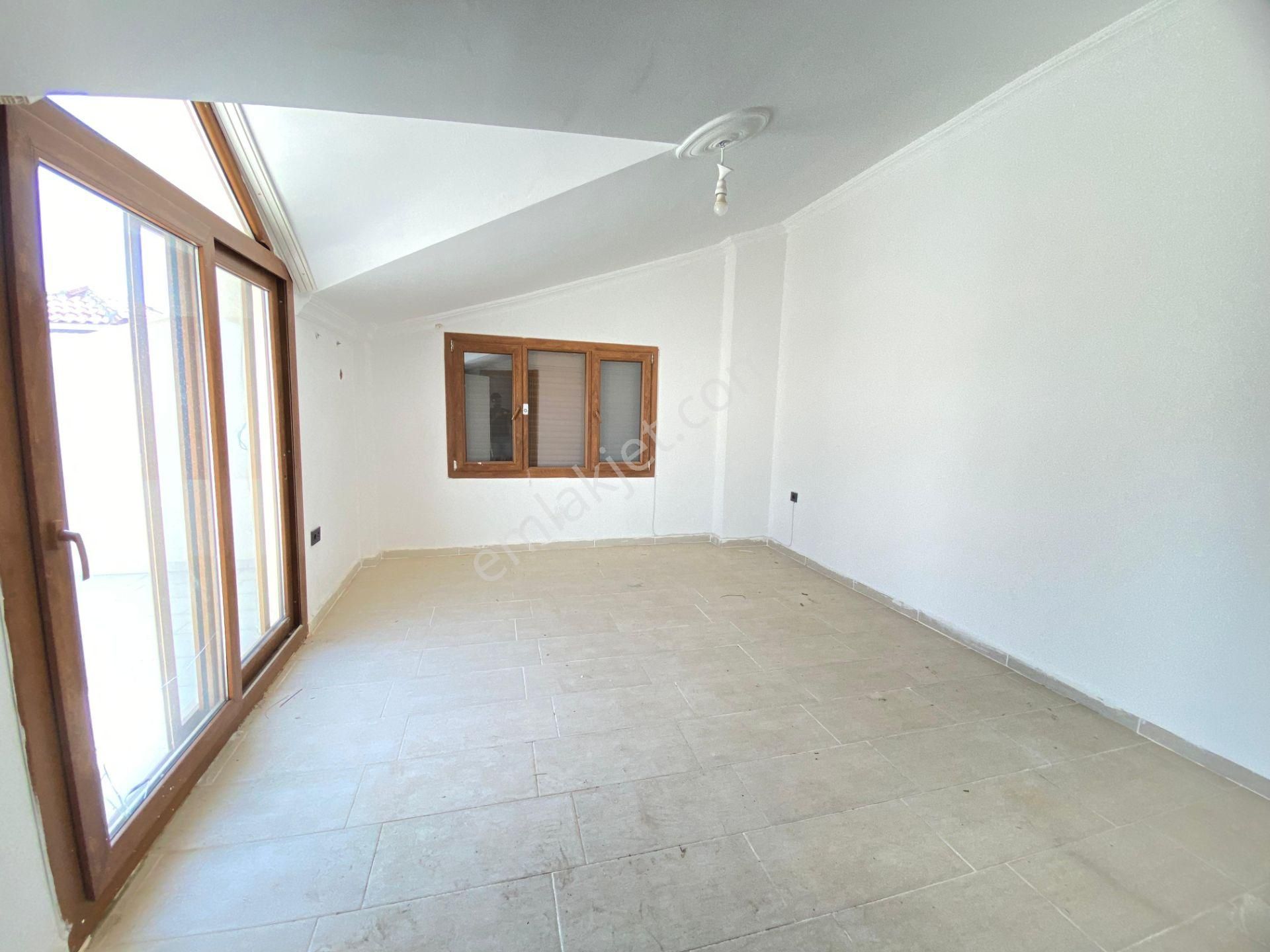 Aydın Akbük'te Satılık 3+1 Dubleks Havuzlu Site İçerisinde Villa - Görsel 16