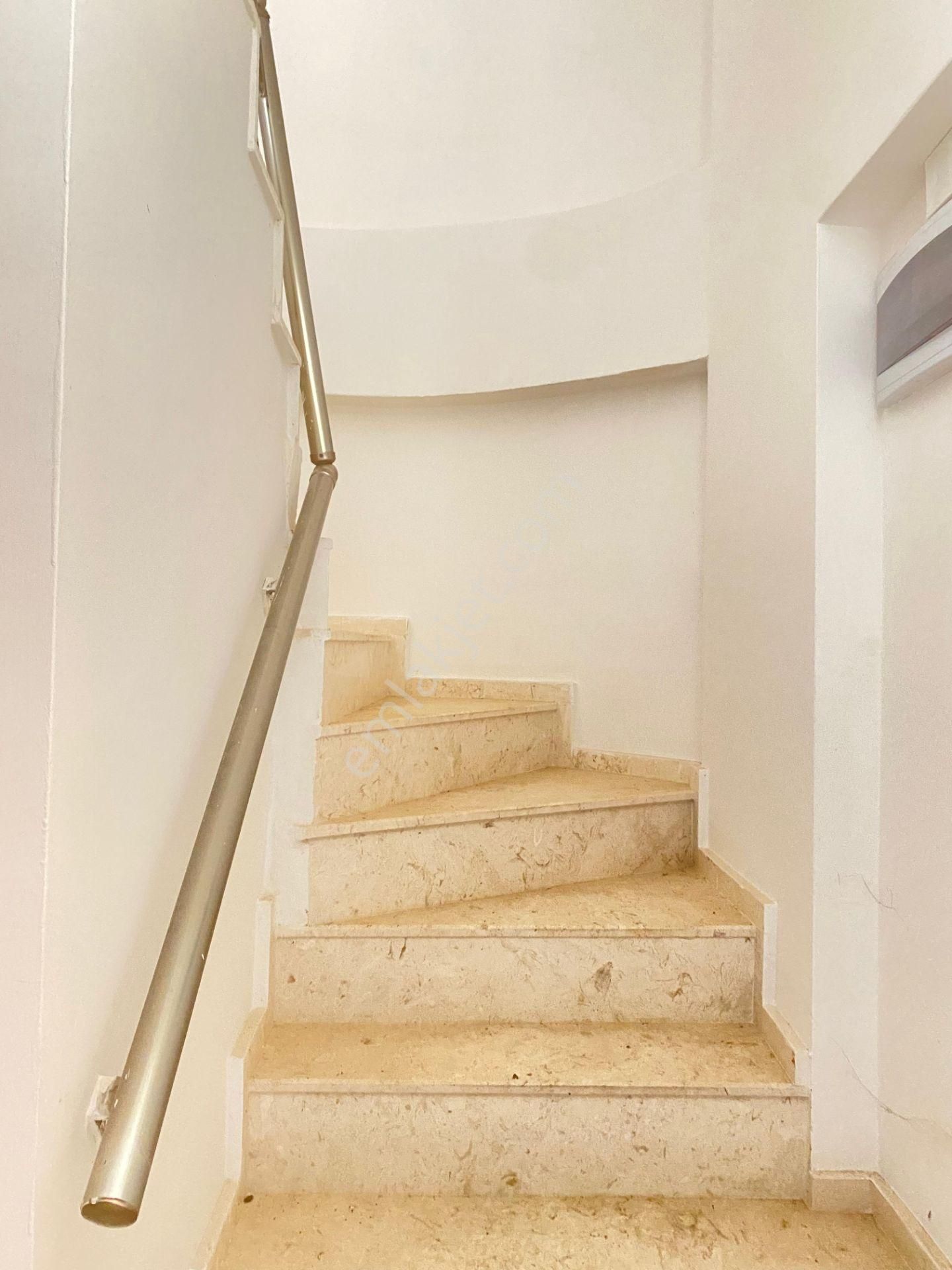 Aydın Akbük'te Satılık 3+1 Dubleks Havuzlu Site İçerisinde Villa - Görsel 31