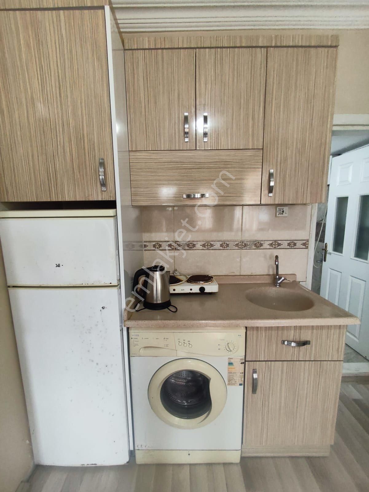 Yeşilyurt Duygu Cafe Arkasında Eşyalı Kiralık 1+0