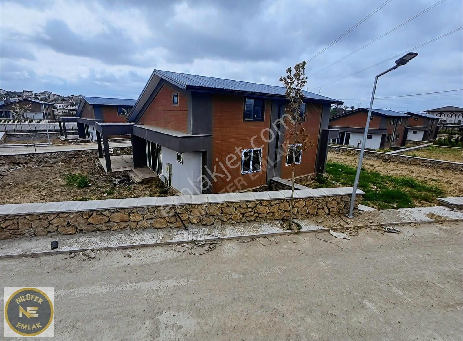 Tepeören Garden City De Satılık 2 Adet Sırt Sırta Villa
