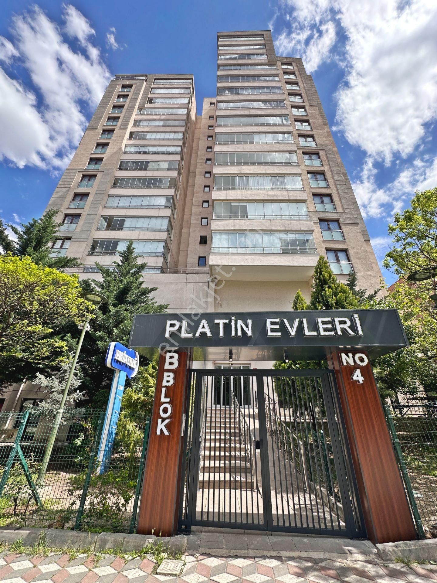 Cemax Emlak'tan Şafaktepe Mahallesi Platin Evlerinde Manzaralı 3+1 Satılık Daire
