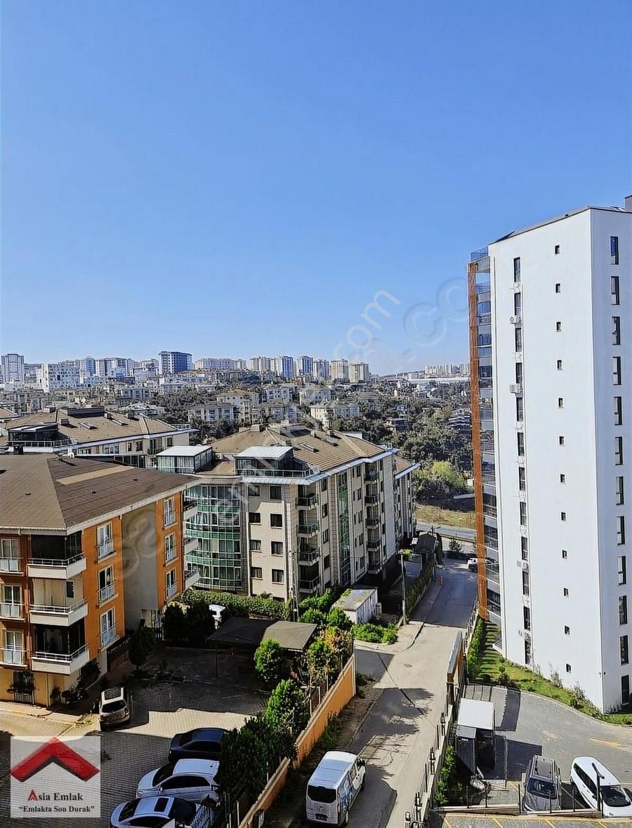 İstanbul Sabiha Gökçen Havalimanına Yakın Sıfır Binada 1+1