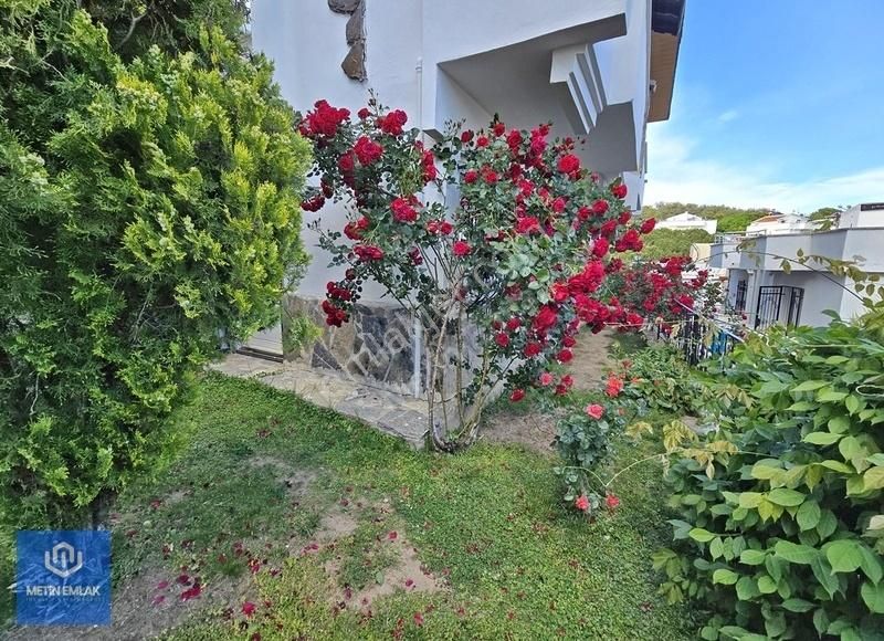 Altınoluk Satılık Villa / Merkez De / Deniz Manzaralı - Görsel 30