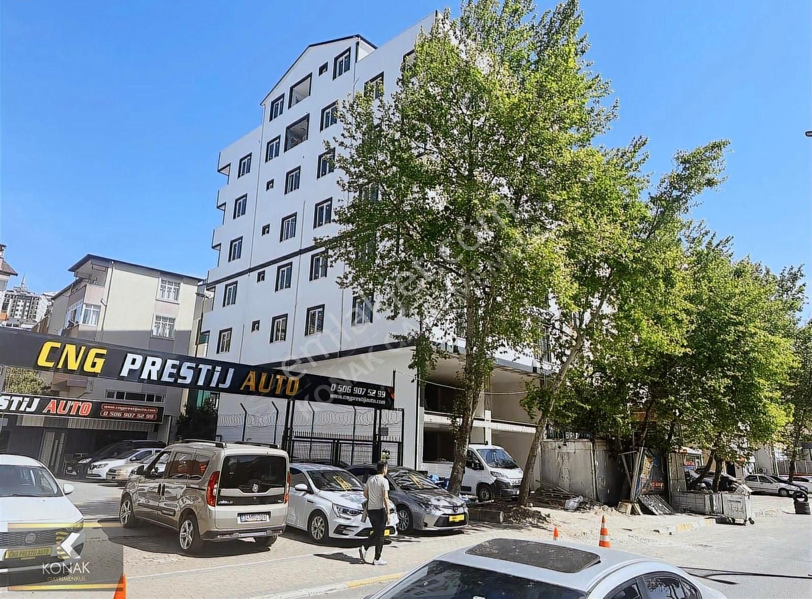 Çayırova Clas Petrol Yanı Cadde Üzerinde 3+1 Üst Dubleks