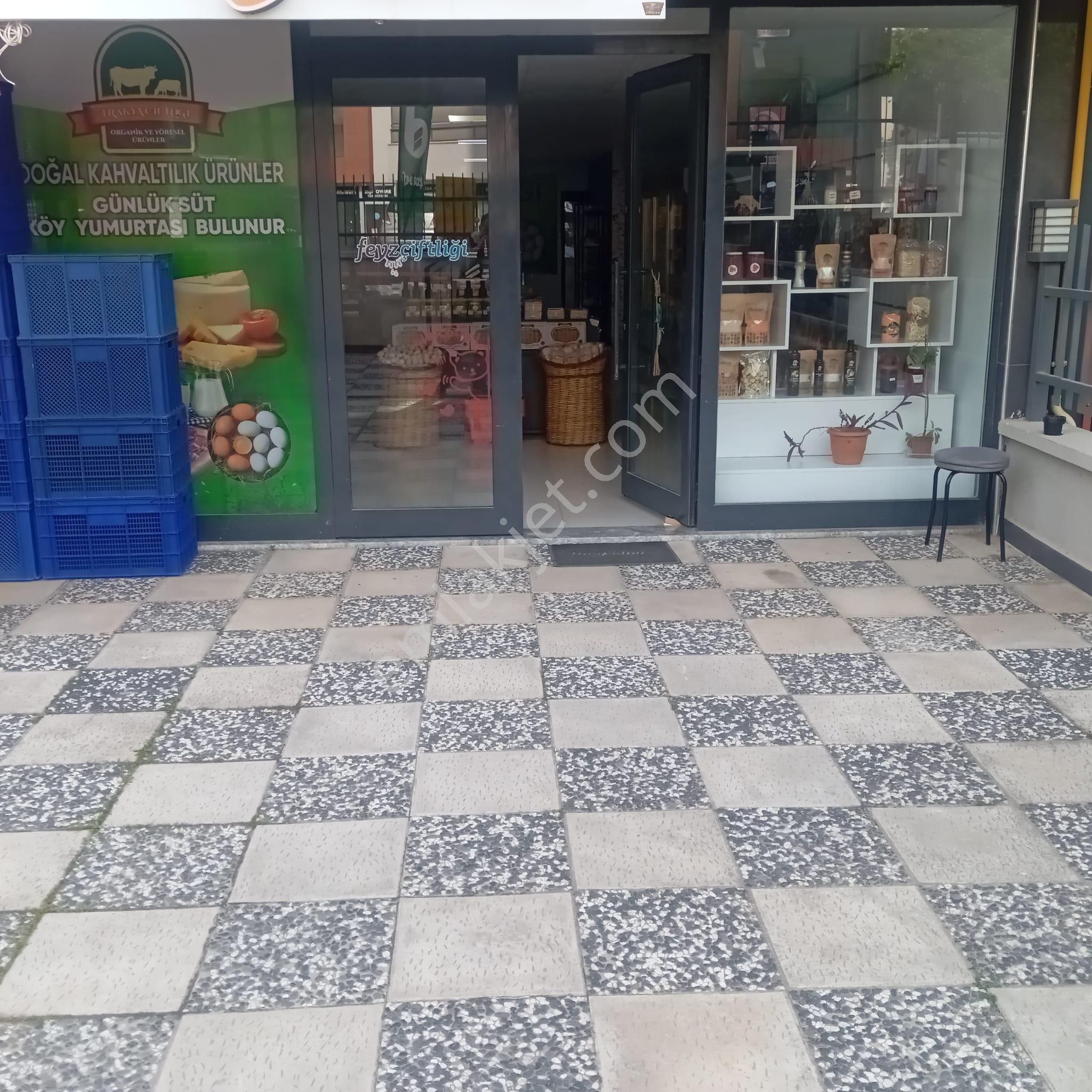 Mudanya Siteler Yüksek Cirolu Besaş Bayiii Ve Doğal Ürünler Şarküterisi Devren Kiralık