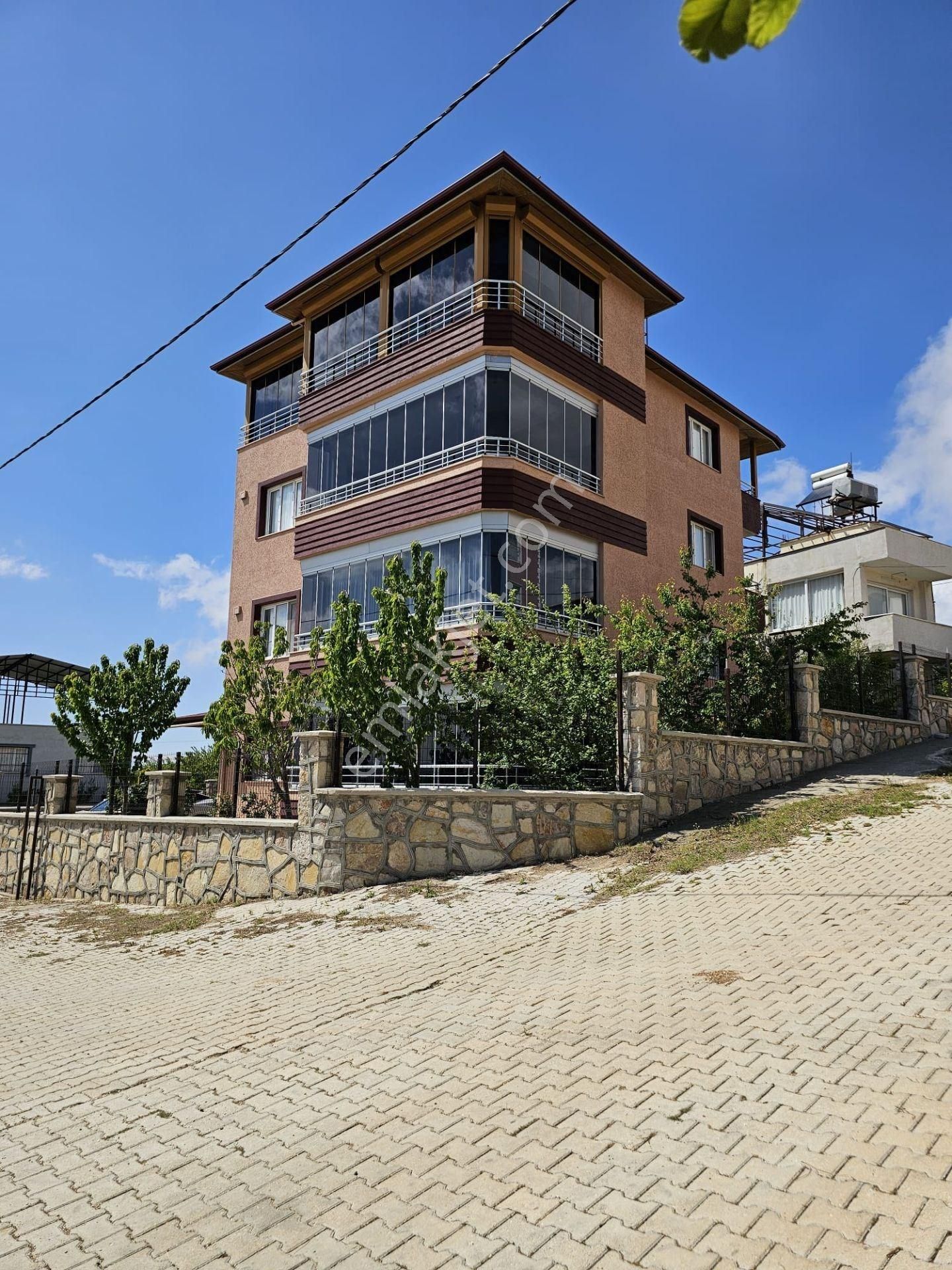Akg'den Belen Atik Yaylasında Doğa Manzaralı Ferah Kiralık Evler