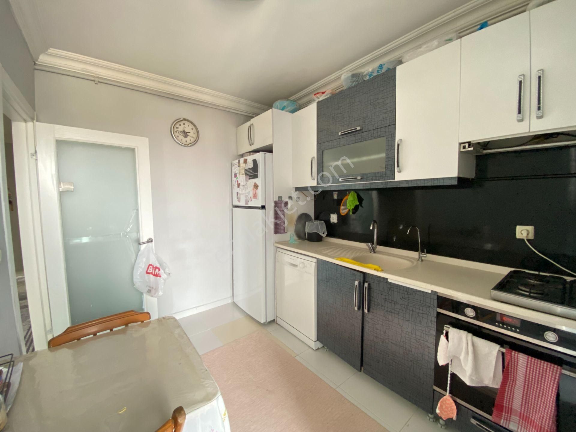 Cadde Üzerinde Satılık 4+1 Dublex Daire Atatürk Mah / Sancaktepe - Görsel 23