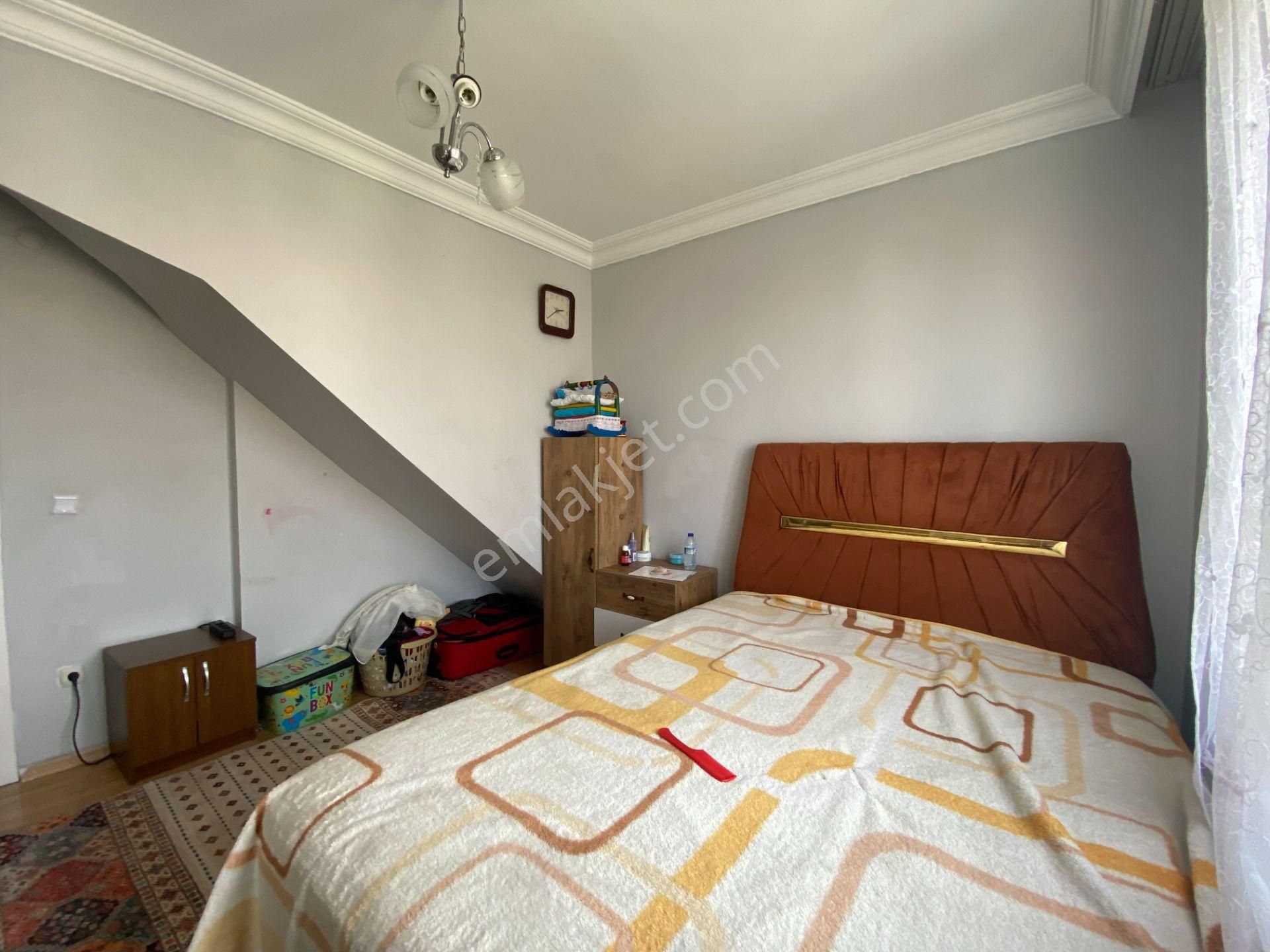 Cadde Üzerinde Satılık 4+1 Dublex Daire Atatürk Mah / Sancaktepe - Görsel 12