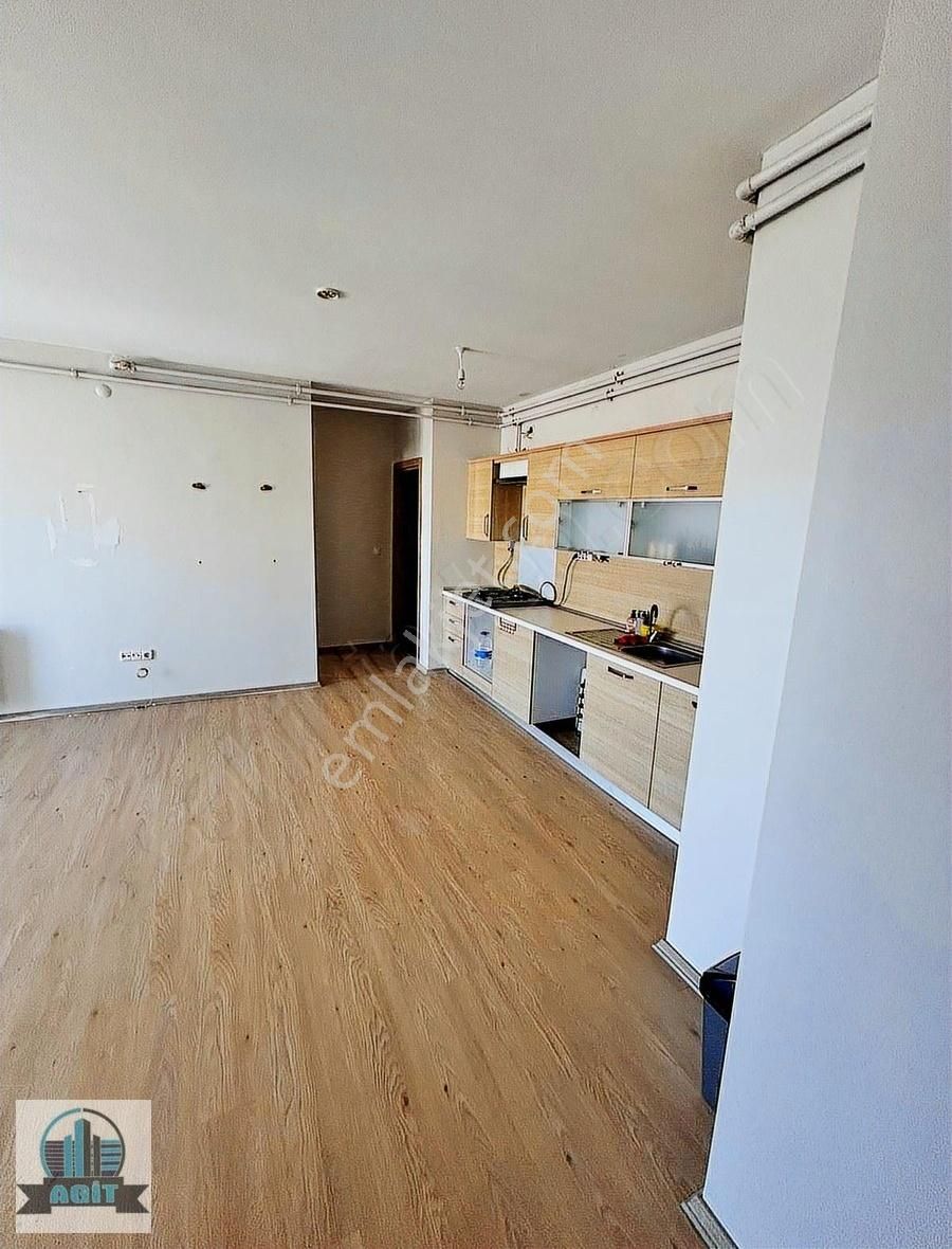 Agit İnşaat'tan Fi Tower Sitesinde 1+1 65m2 Kiralık Boş Daire