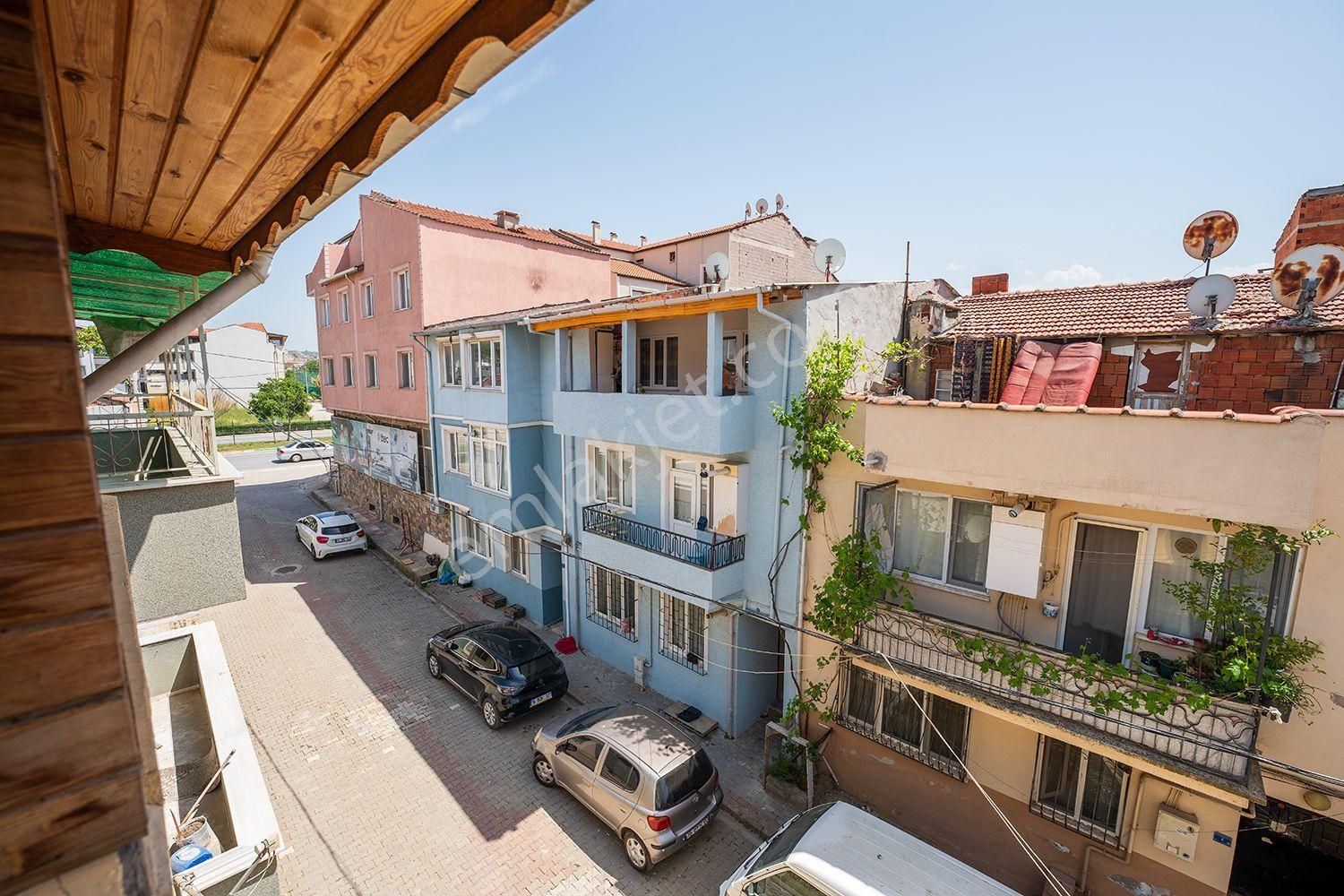 C21 Cius;perşembe Pazarı Civarı Müstakil 2,5 Katlı Doğalgazlı Ev