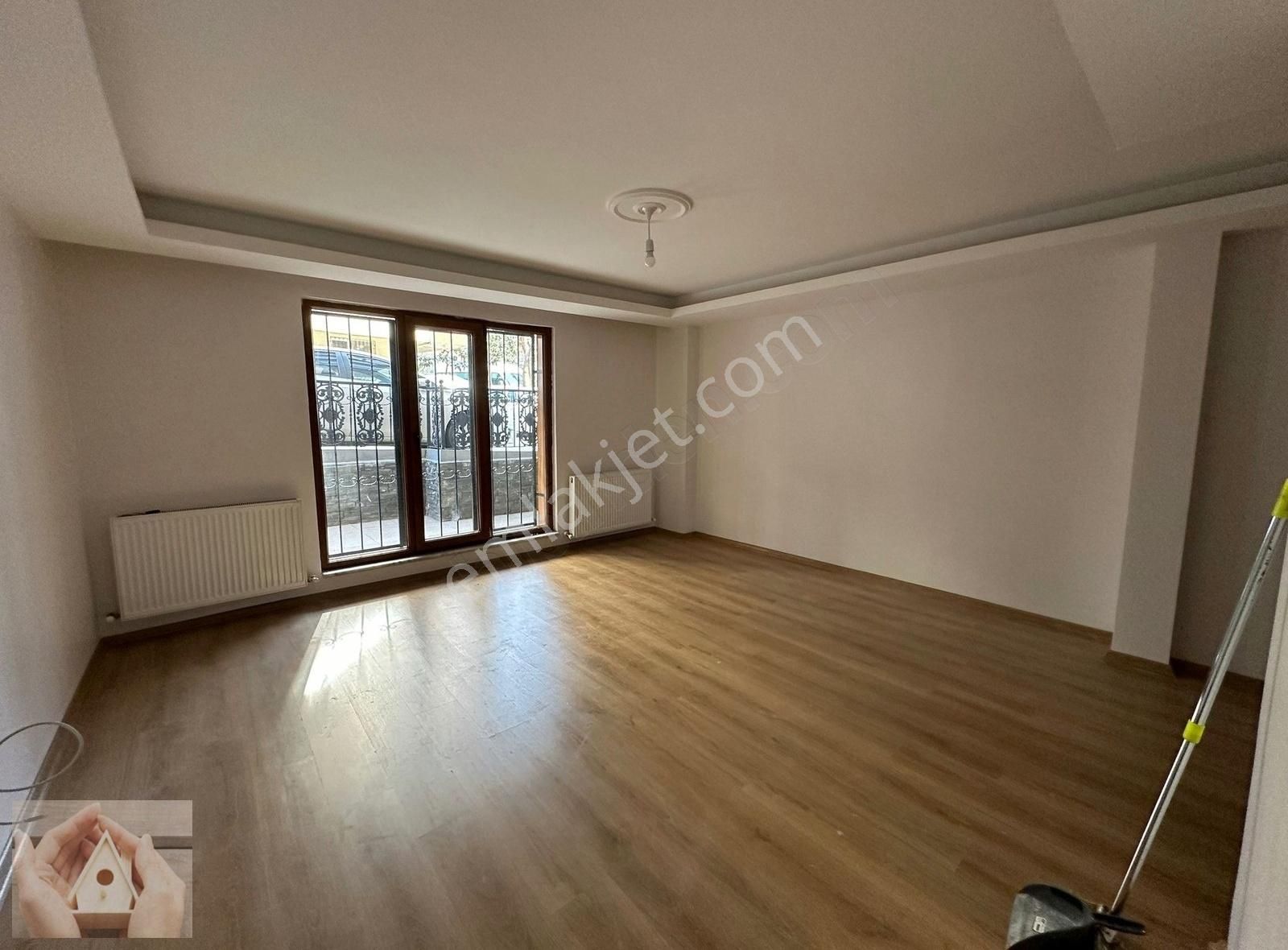 Esen Emlak Aracılığıyla***yeni Bna-otoparklı-düz Girş 2+1 Satılk