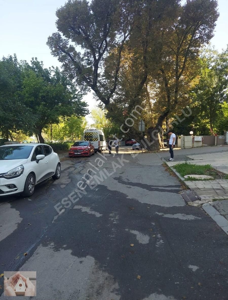 Esen Emlak Aracılığıyla***anakent Koleji Karşısı-cadde Üzeri
