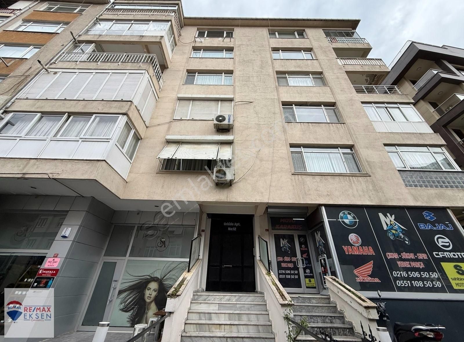 Bostancı Lunaparka 450 M Mesafe İçi Yapılı Boş Satılık 3+1 Daire