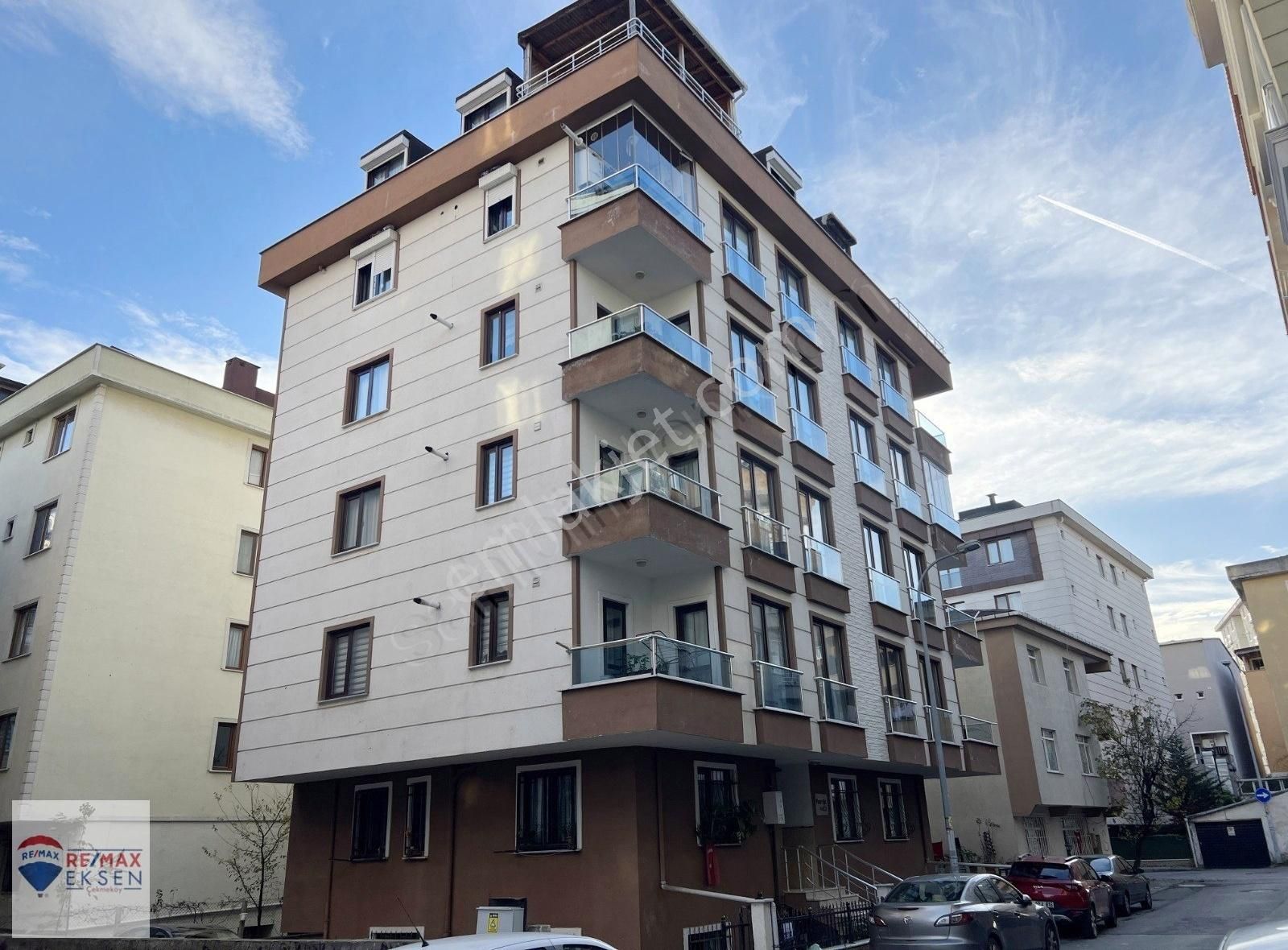 Çekmeköy Taşdelen Mh Açık Otopark Arakat 2+1 Satılık Daire