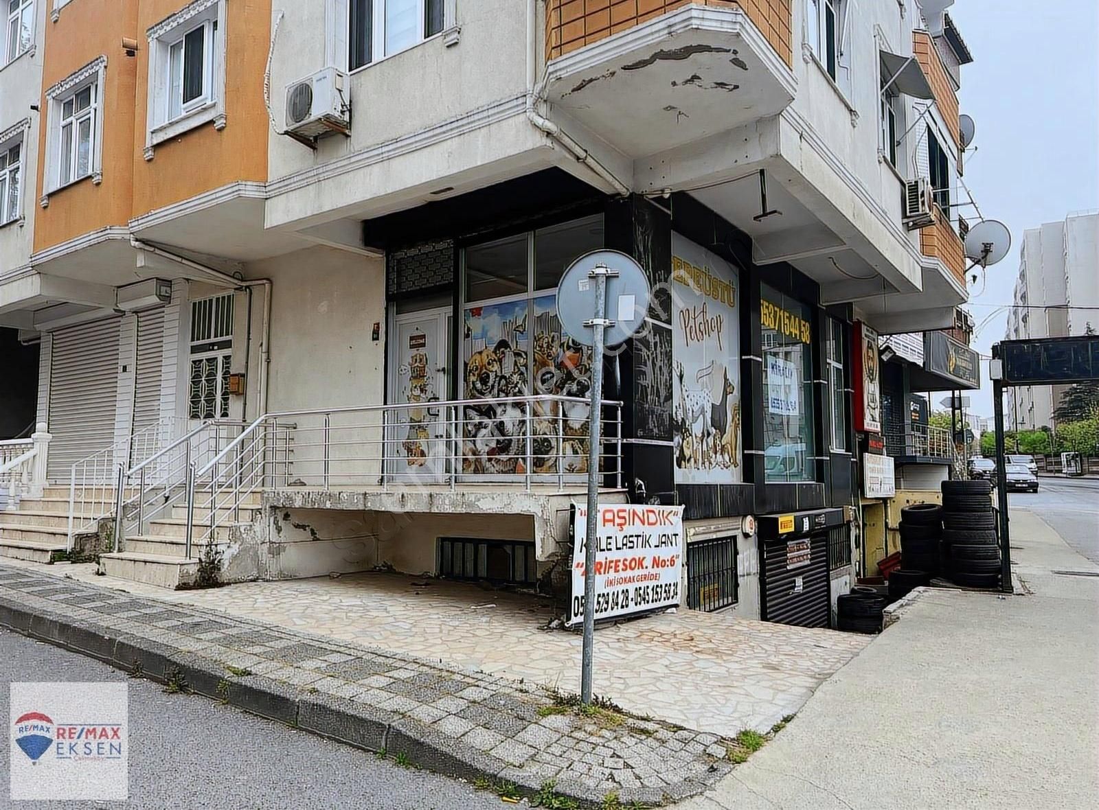 Ümraniye Ihlamurkuyu 'da Avm 'lere Komşu 55m'2 Kiralık Dükkan